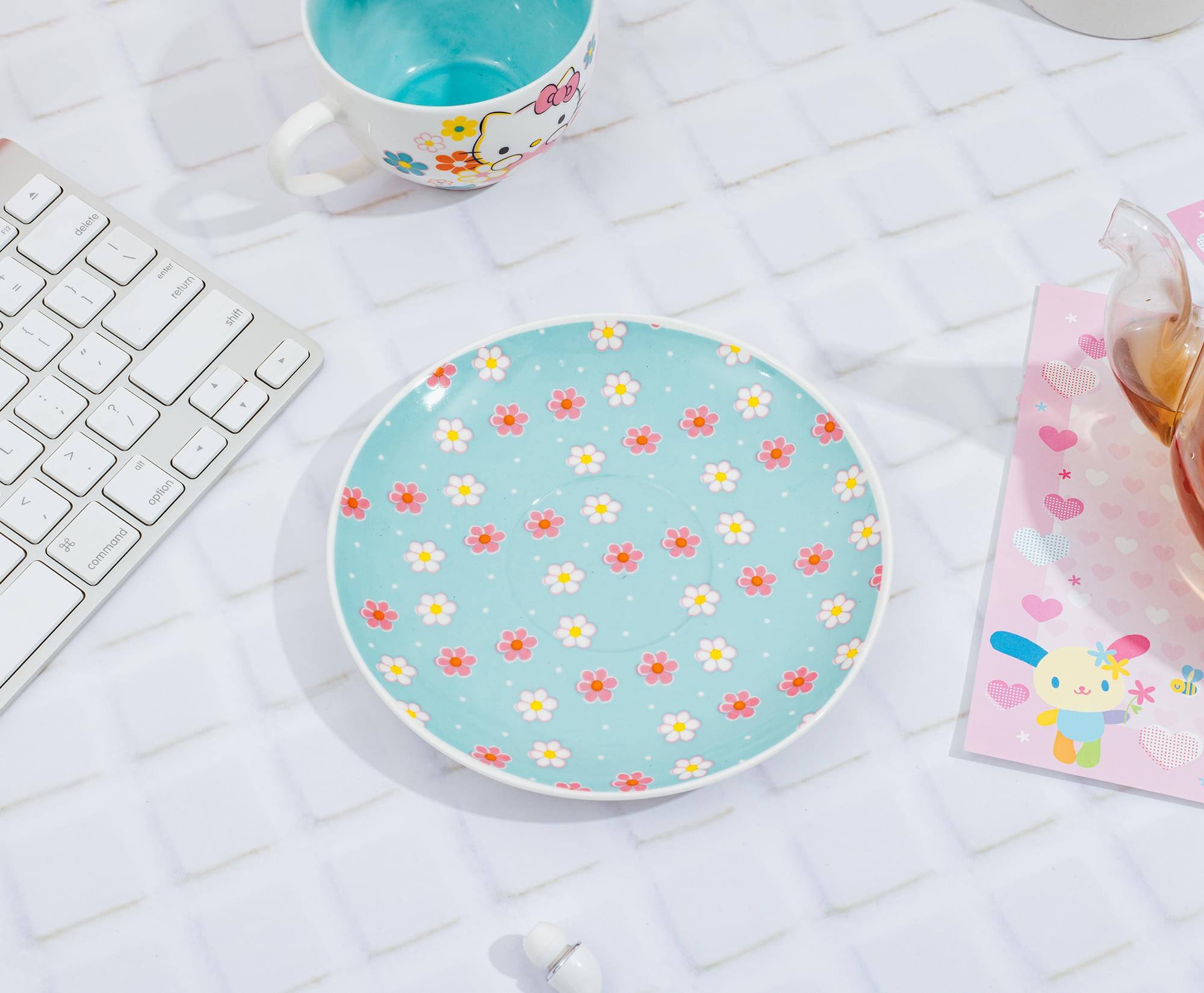 4i E < 1 : - - delete - - - - enter return shift a I .. V - ? / ^ 5 option 2 command T - -