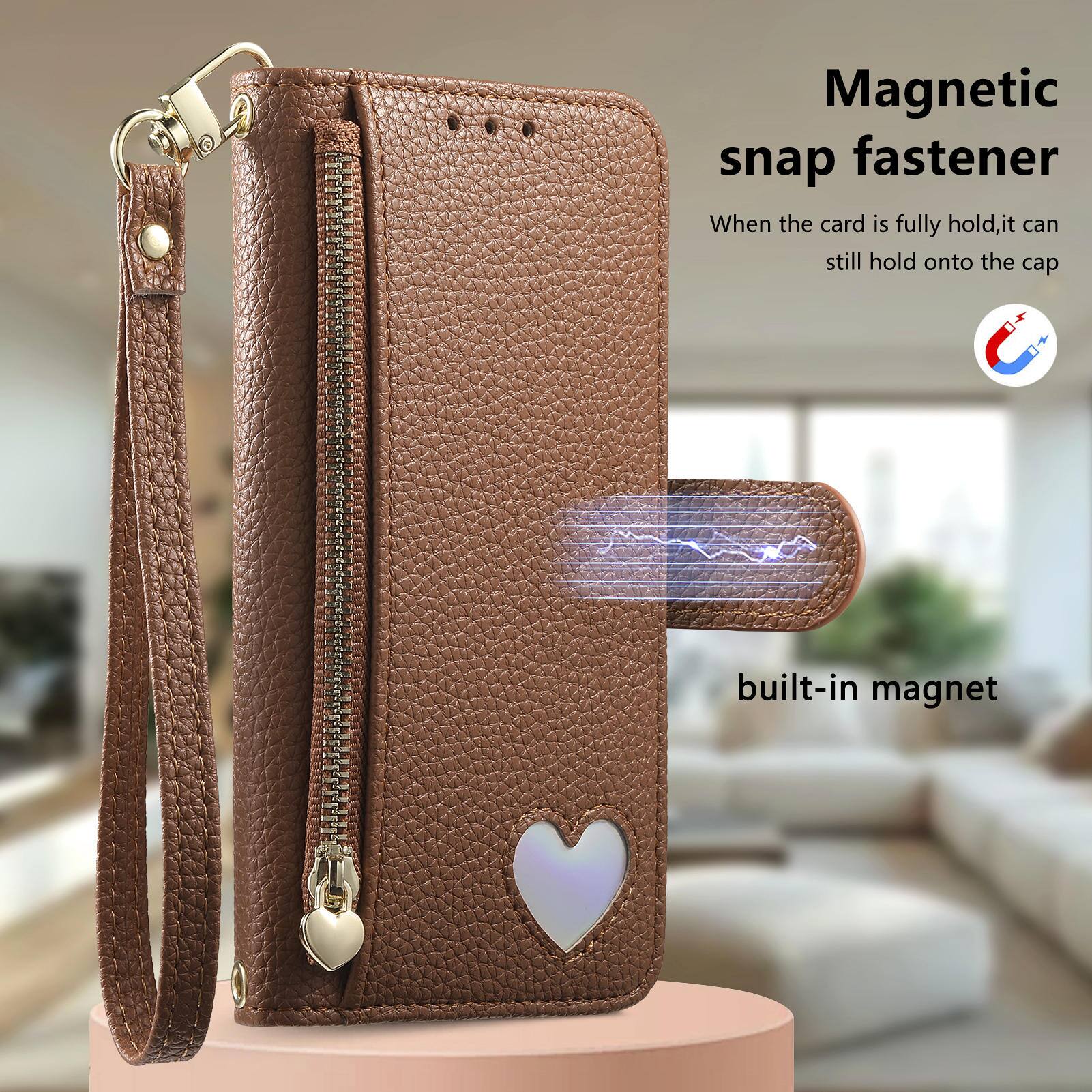 Magnetic snap fastener  
When the card is fully hold, it can still hold onto the cap built-in magnet