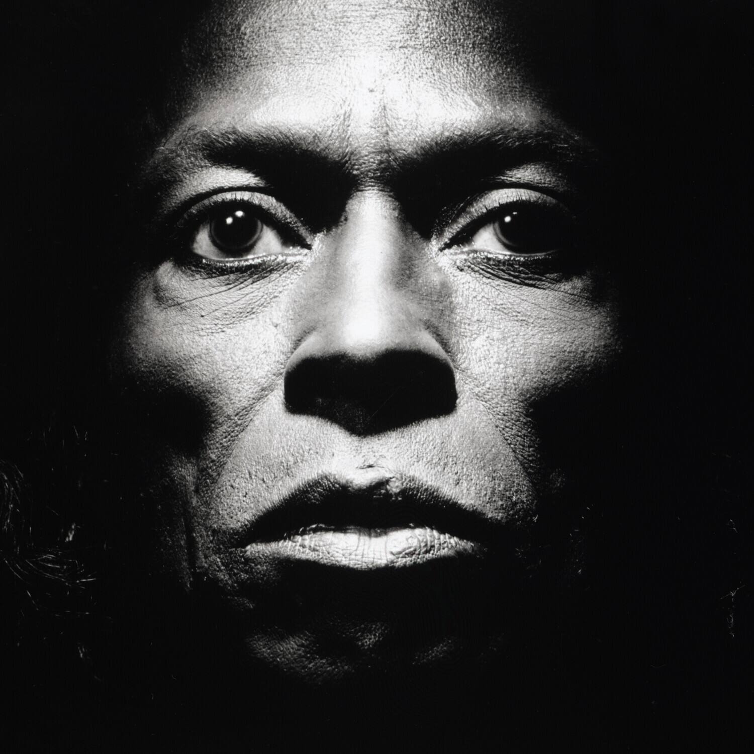 Front. Miles Davis - Tutu   - COMPACT DISCS.