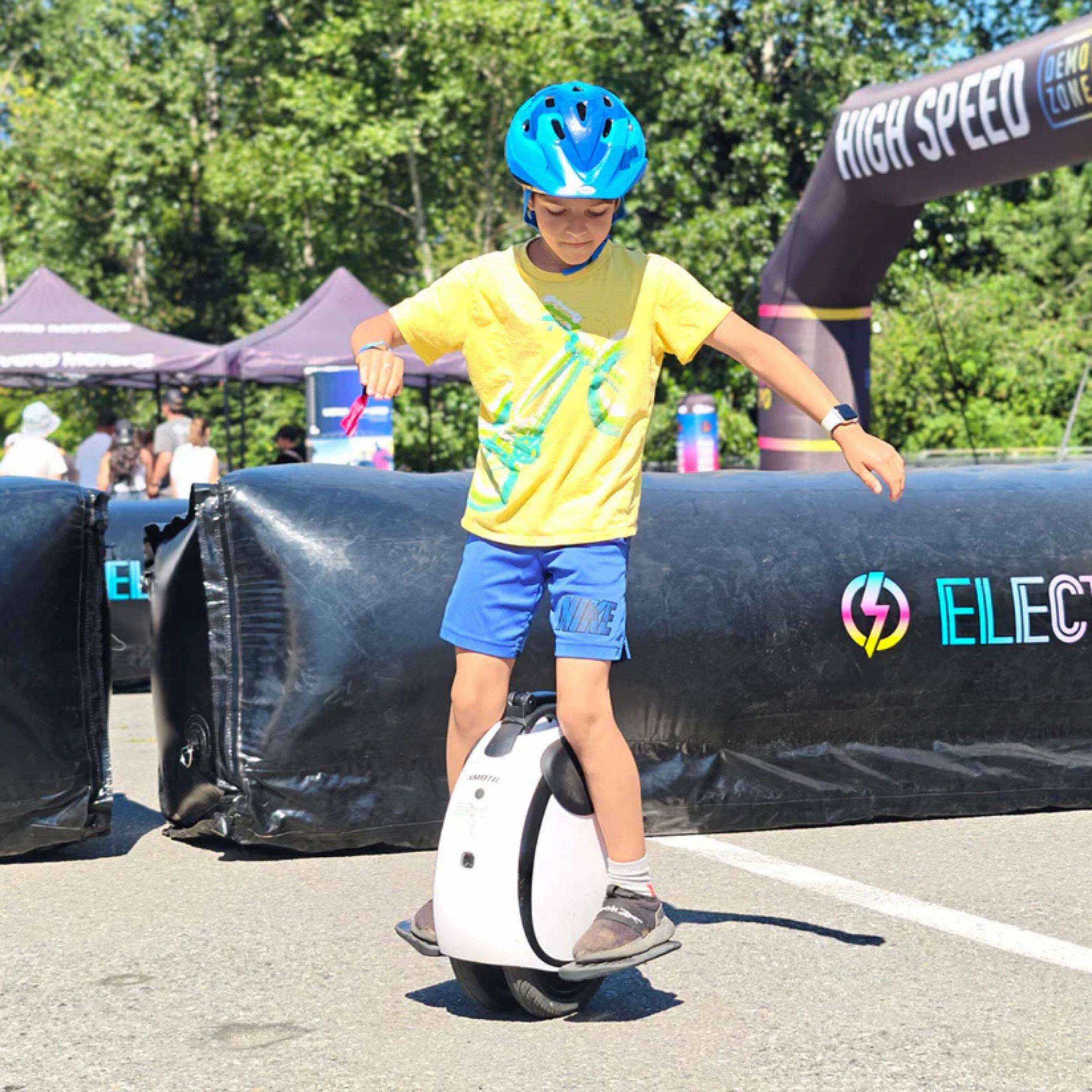 DEMO ZONE  
HIGH SPEED  
ELECTRIC