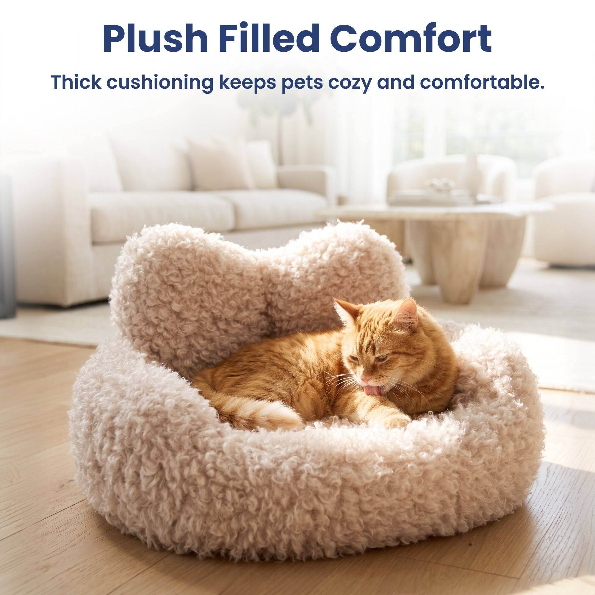Plush Filled Comfort  
Thick cushioning keeps pets cozy and comfortable.