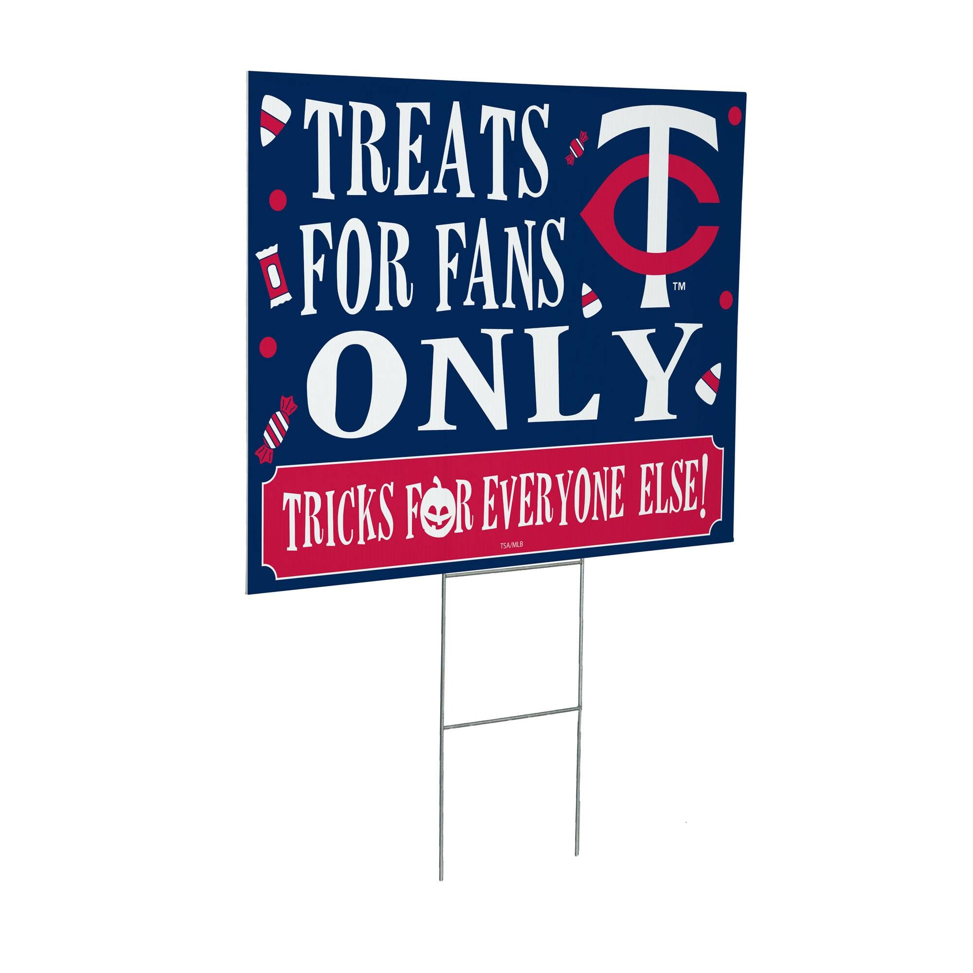TREATS FOR FANS ONLY  
TRICKS FOR EVERYONE ELSE!