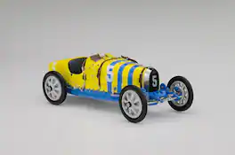 Bugatti T35 #5 National Colour Project Grand Prix Sweden Ltd Ed to 500 pieces Worldwide 1/18 Diecast Model Car by CMC