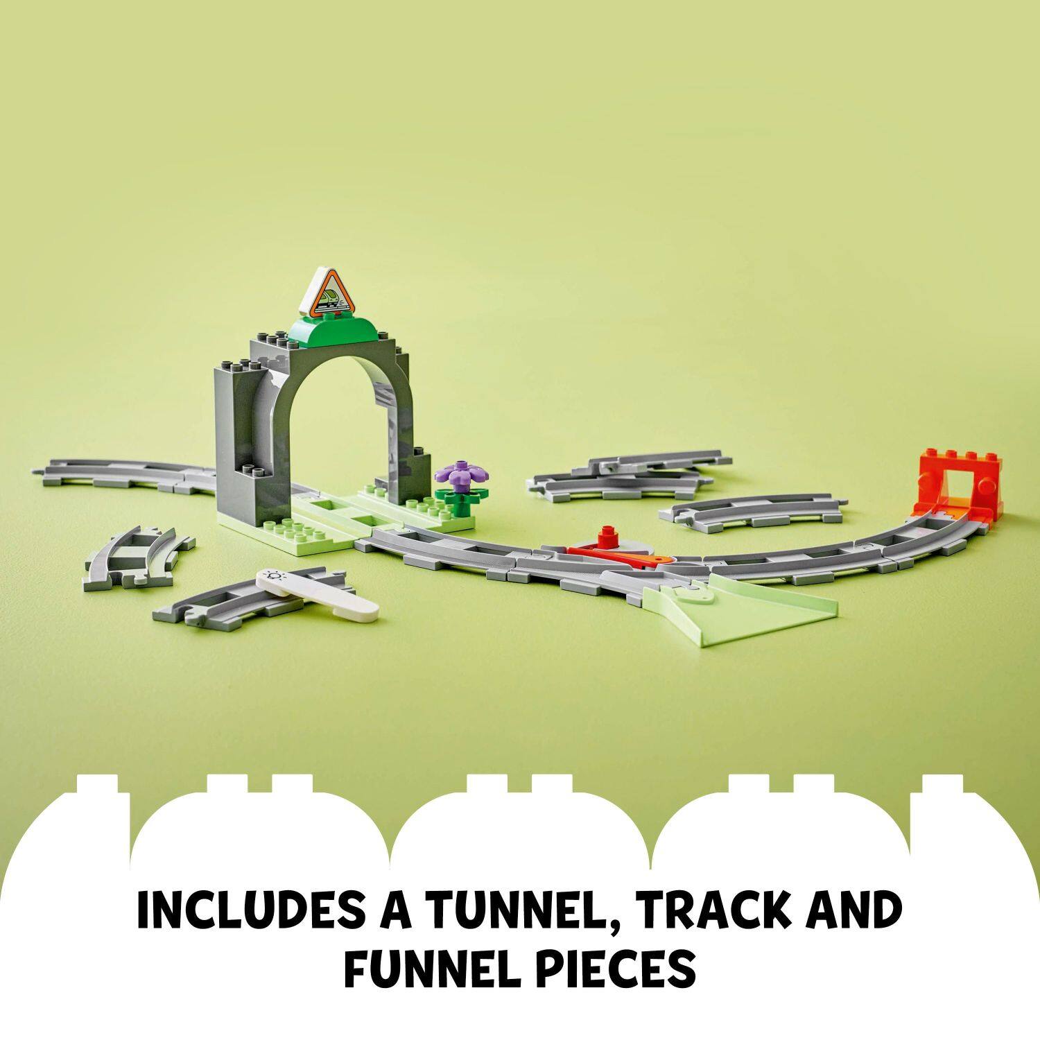 Includes a tunnel, track and funnel pieces.