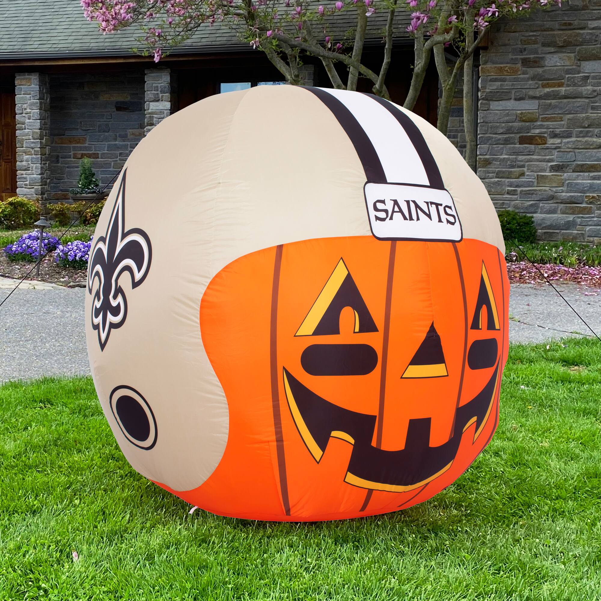 Alt View 3. Sporticulture - New Orleans Saints 4' Inflatable Jack-O'-Helmet - Multicolor.