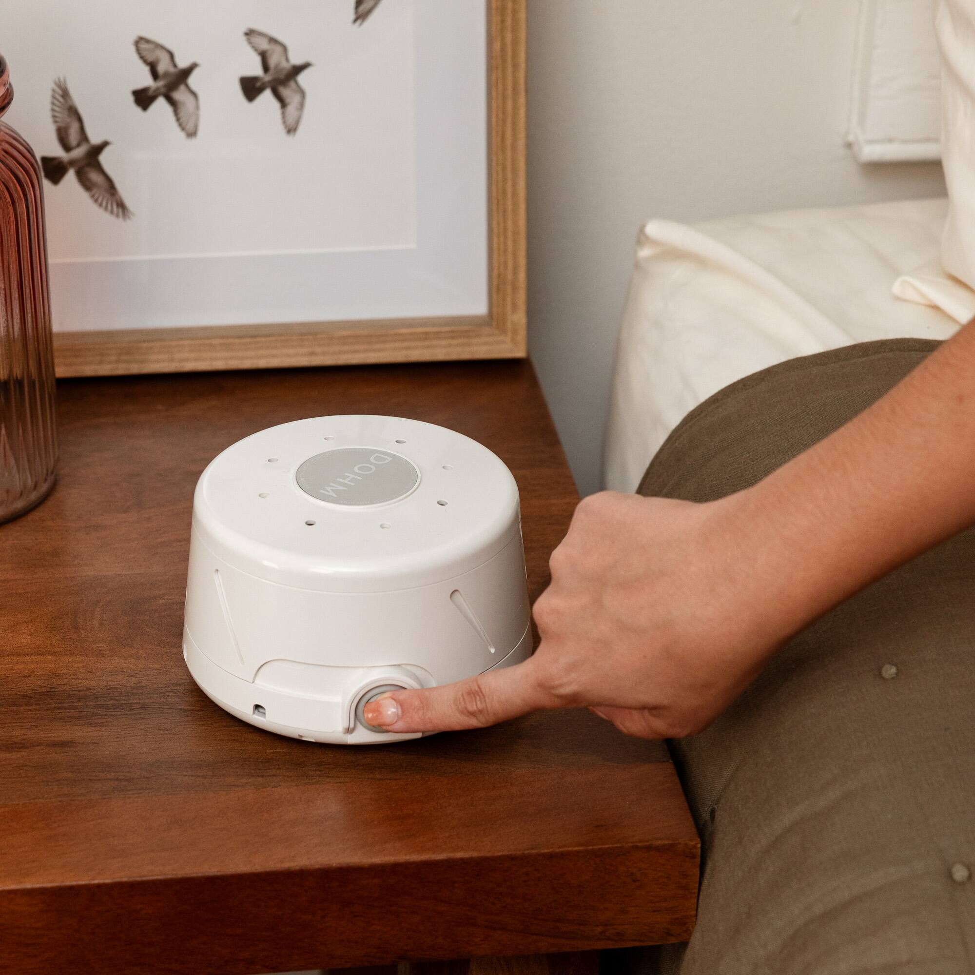 Alt View 1. Yogasleep - Dohm Classic Sound Machine - Wht - White.