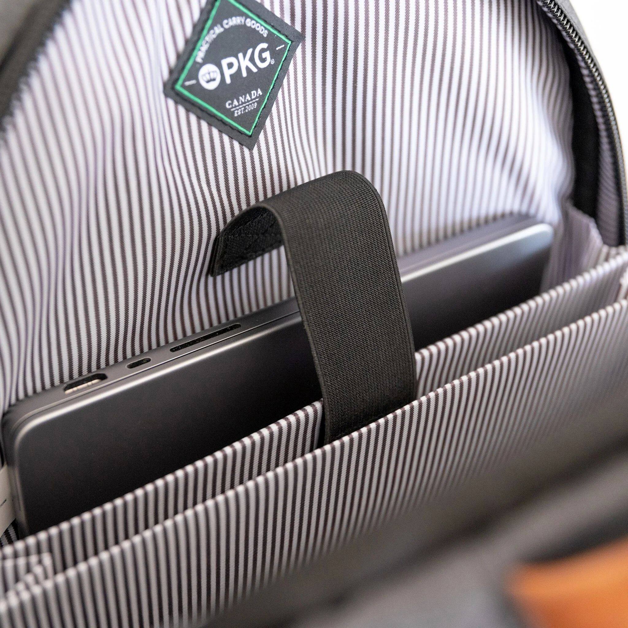 CARRY GOODS PRACTICAL PKG. CANADA EST. 2000