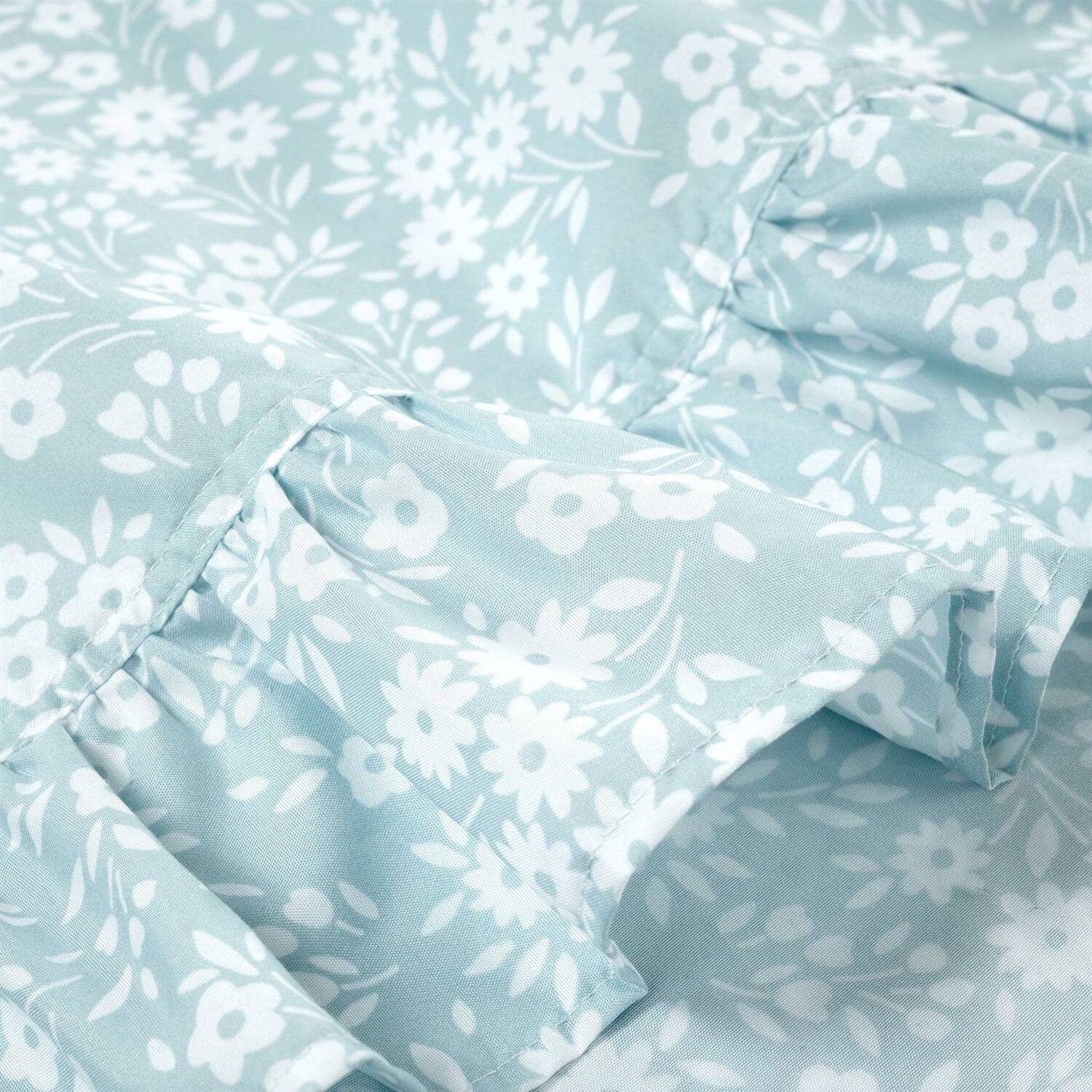 Left. SlickBlue - Polyester Ruffle Floral 6 Piece Sheet Set for Bedroom - Blue.