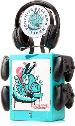 The text in the image is: "FORTNITE LLAMA HERE!" and "FORTNITE LLAMA HERE!"