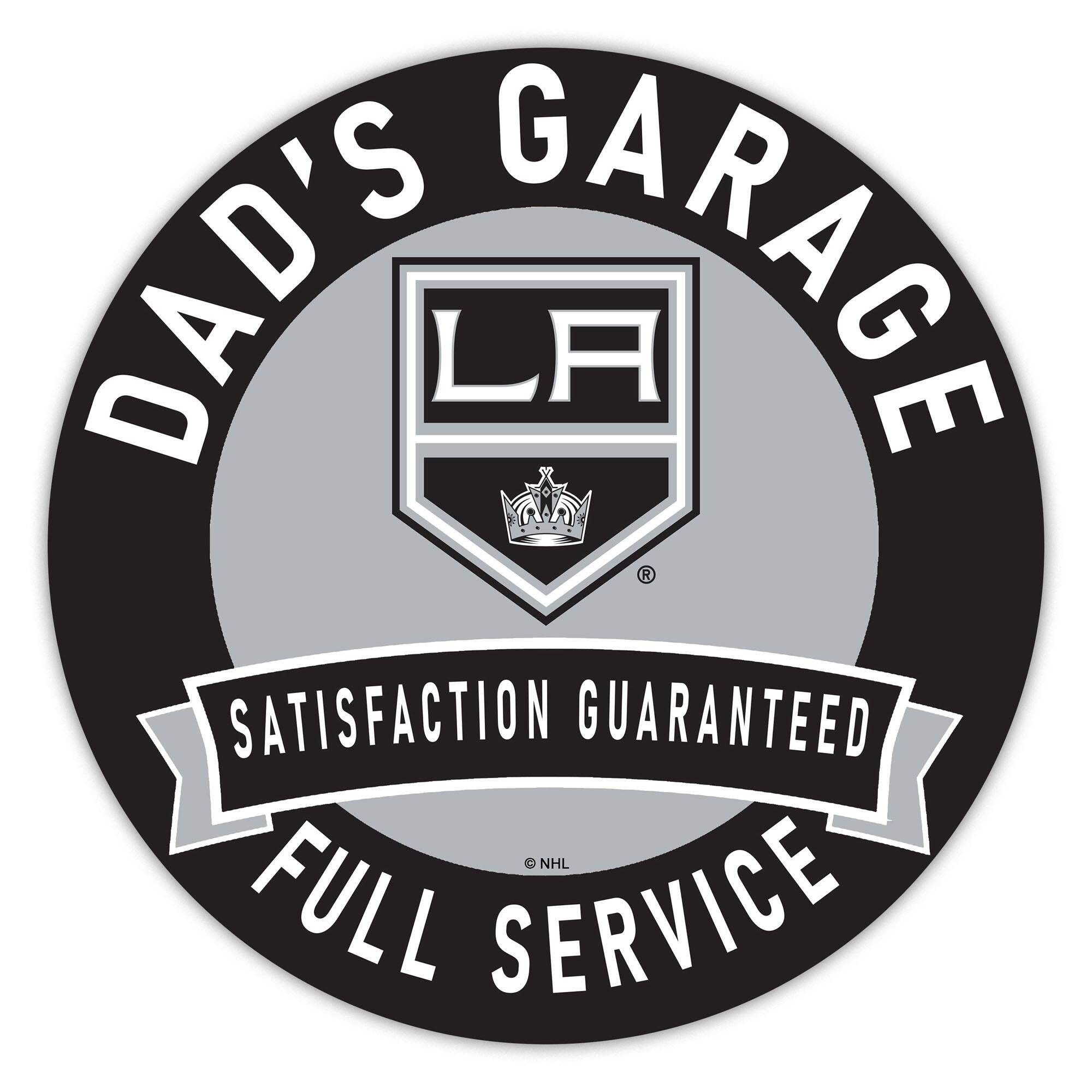 DAD'S GARAGE  
SATISFACTION GUARANTEED  
FULL SERVICE  
© NHL