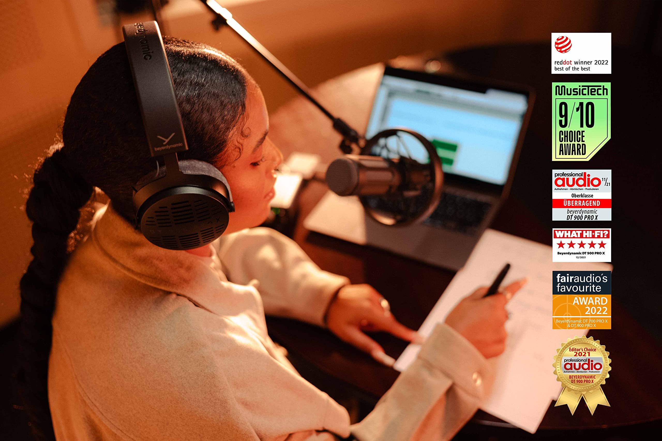 - Beyerdynamic DT 900 PRO X
- red dot winner 2022 best of the best
- MusicTech 9/10 CHOICE AWARD
- professional audio 2021
- Oberklasse
- UBERKLASSE
- WHAT HI-FI? Beyerdynamic DT 900 PRO X
- fairaudio's favourite AWARD 2022
- Editor's Choice 2021