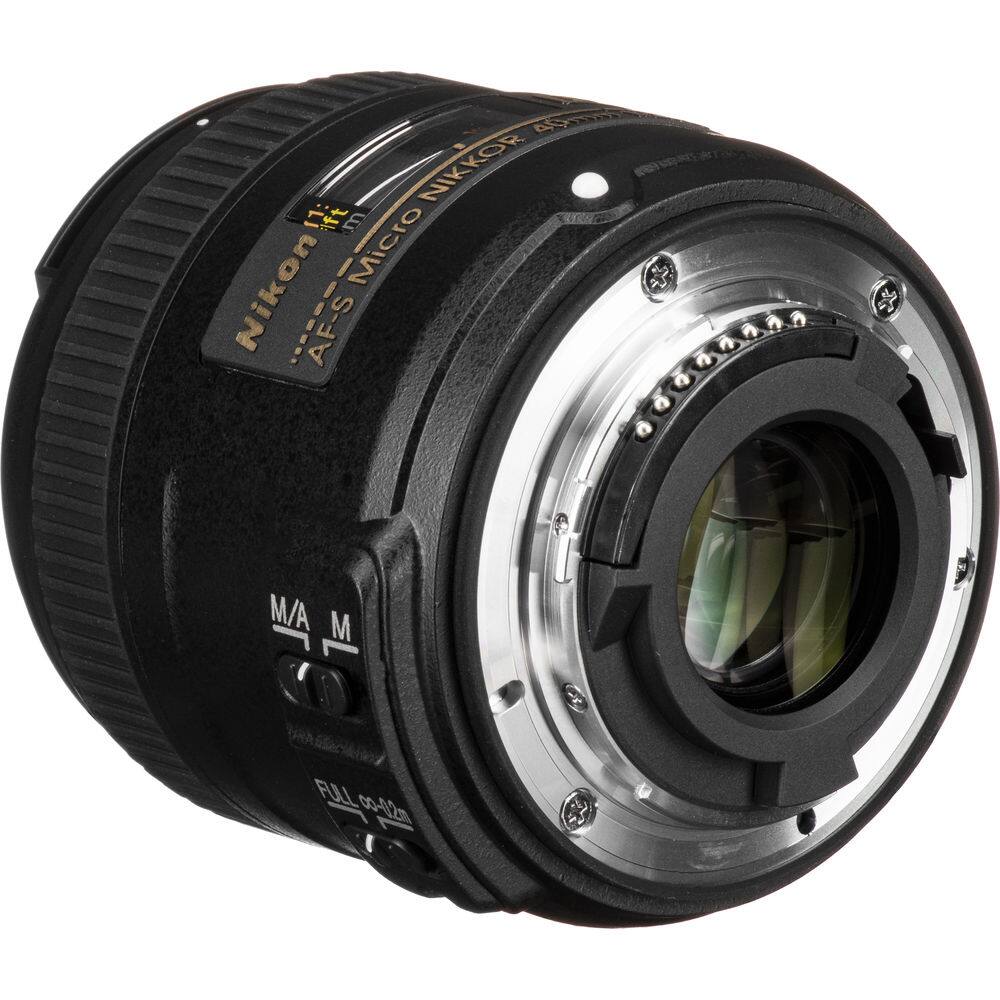Nikon AF-S Micro NIKKOR 60mm 1:2.8G ED VR  
M/A  
FULL 0.2m