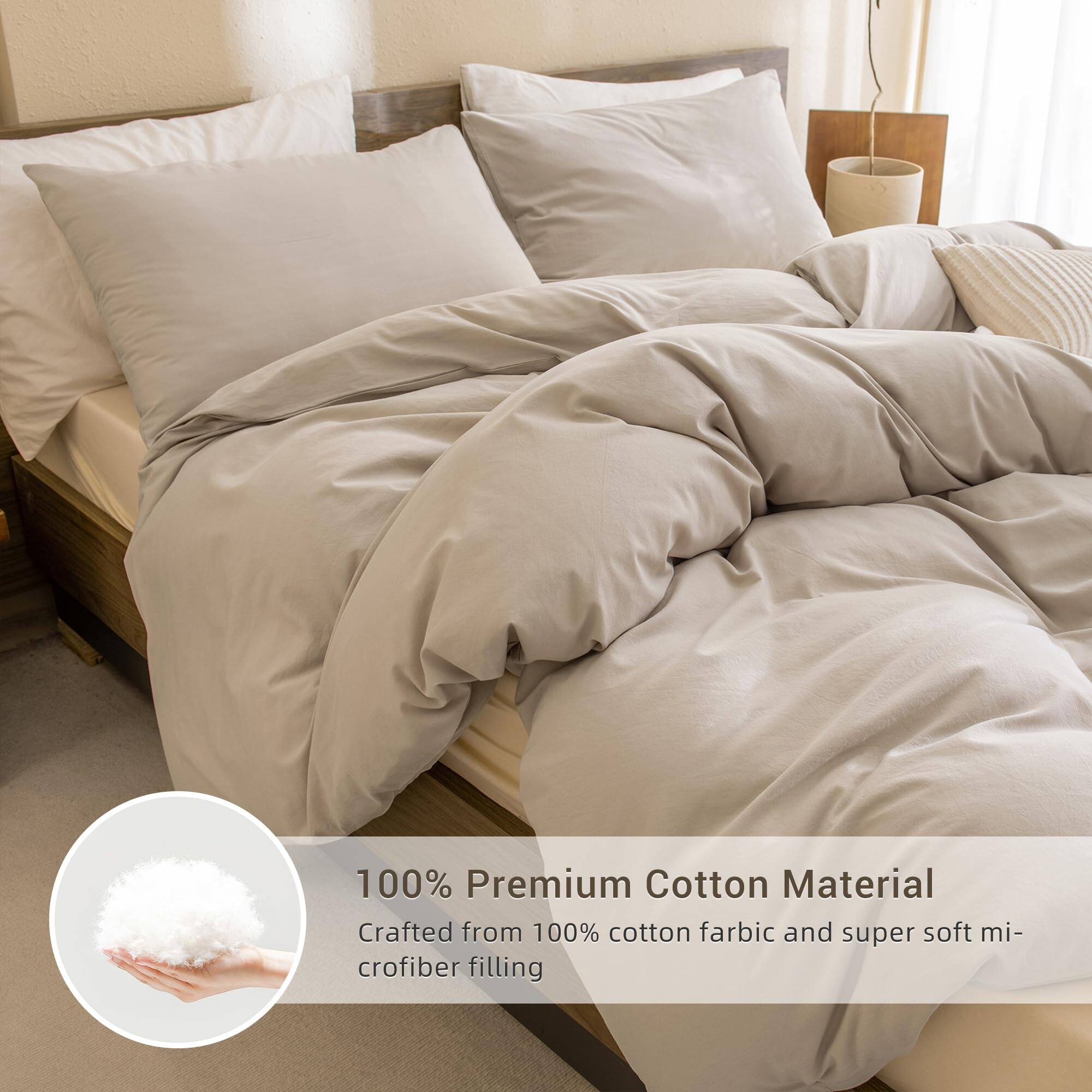 100% Premium Cotton Material  
Crafted from 100% cotton fabric and super soft microfiber filling