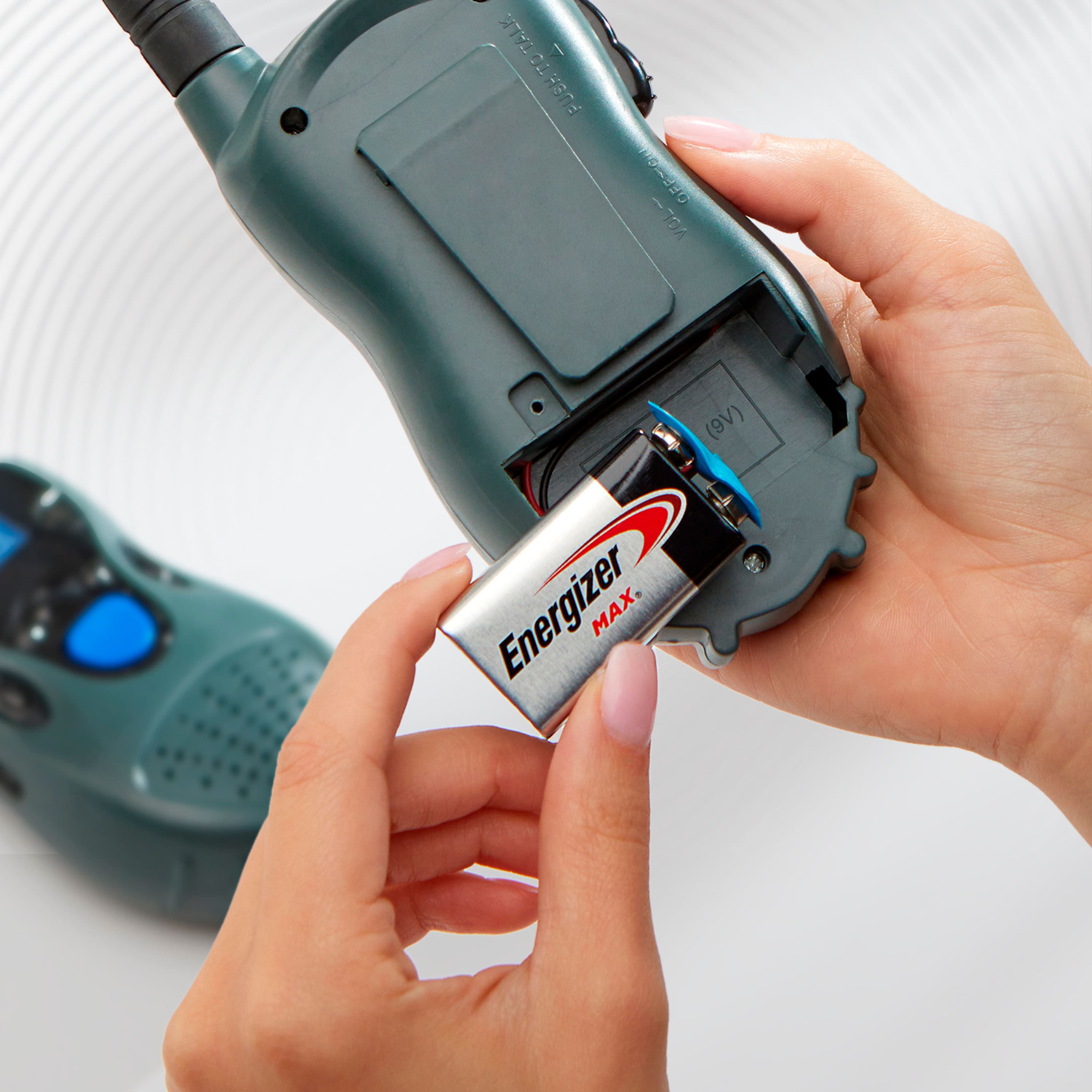 Alt View 12. Energizer - MAX 9V Batteries (2 Pack), 9 Volt Alkaline Batteries - Silver.