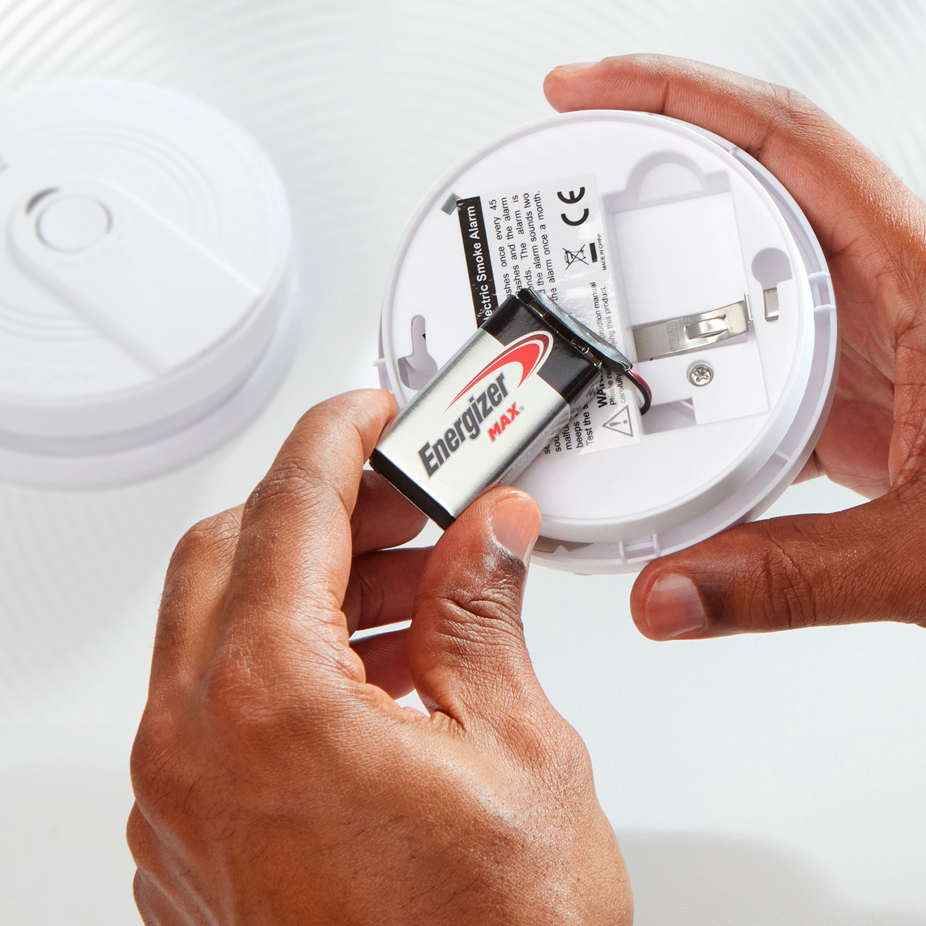 Alt View 14. Energizer - MAX 9V Batteries (2 Pack), 9 Volt Alkaline Batteries - Silver.