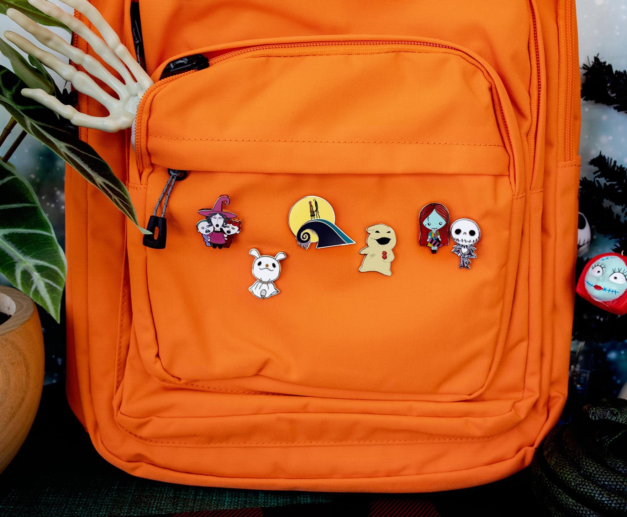 Alt View 5. Disney - Disney Nightmare Before Christmas 6-Piece Enamel Pin Set | SDCC 2022 Exclusive - Black.