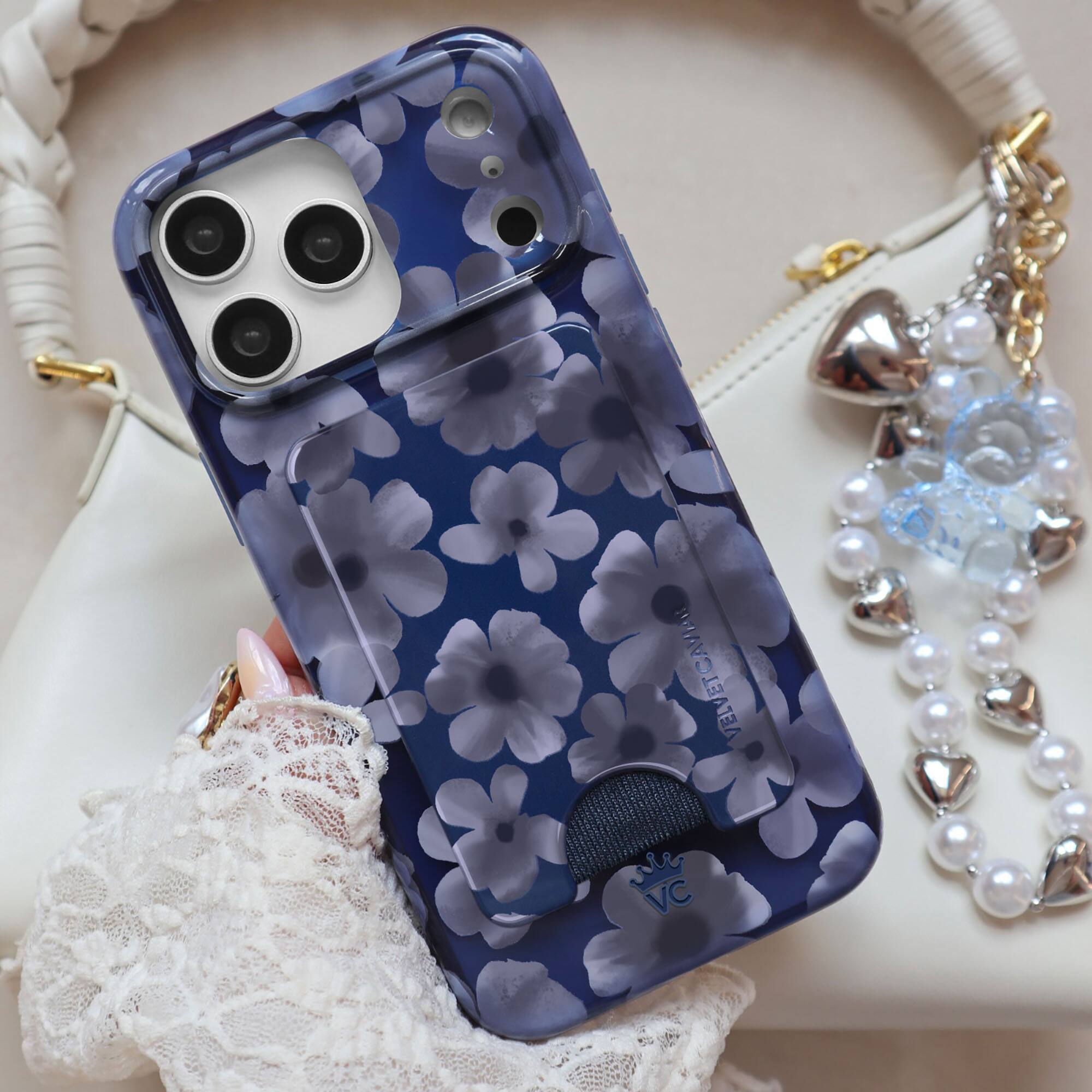 VELVET CAVI CAVA ET VELVET VEL we VC