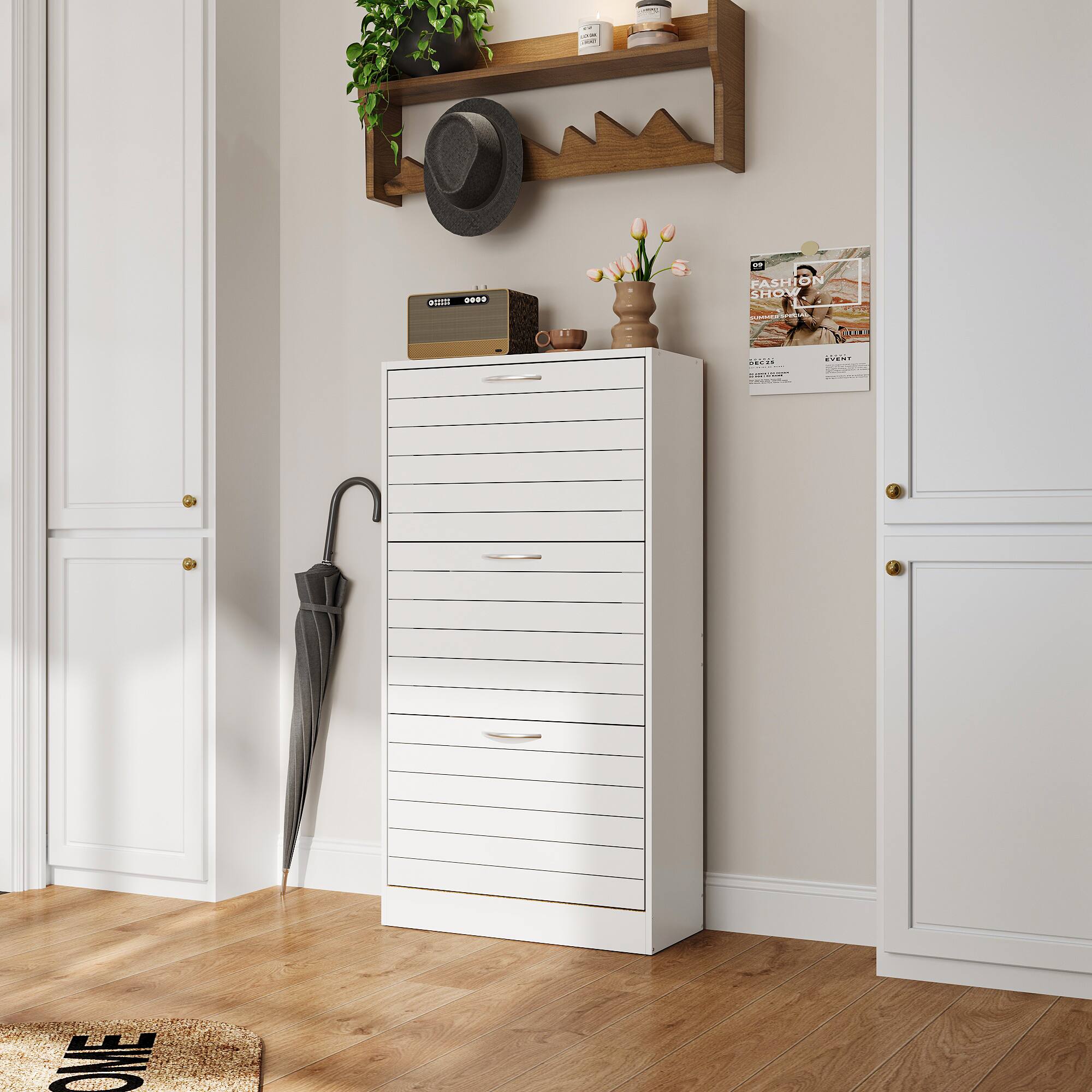 FASHION ON SHOW  
CNE posat ONE