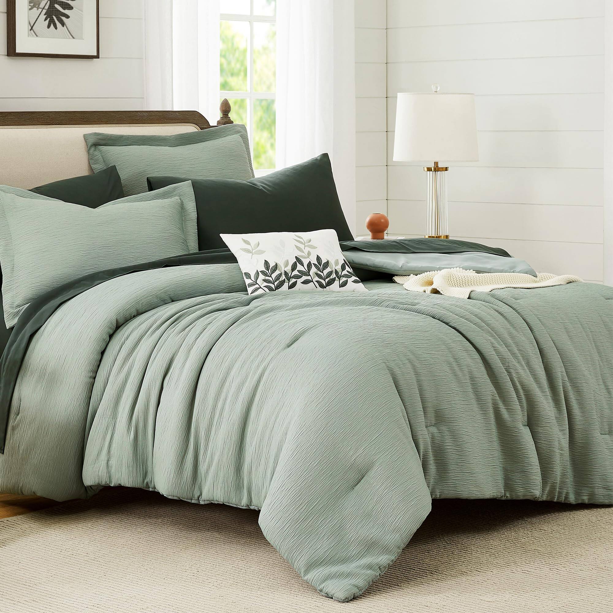 Reds Spade Comforter Set Textured Design All Season Comfortable Bedding ...