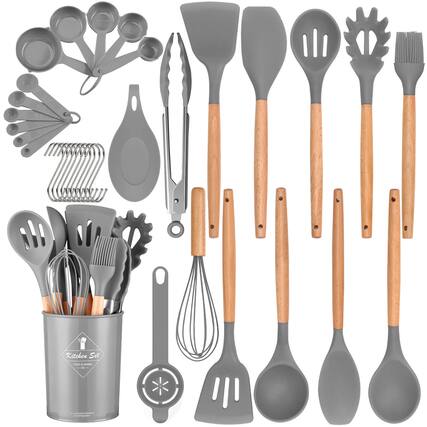 Kitchen Set
Food & Drinks
18-Piece Set