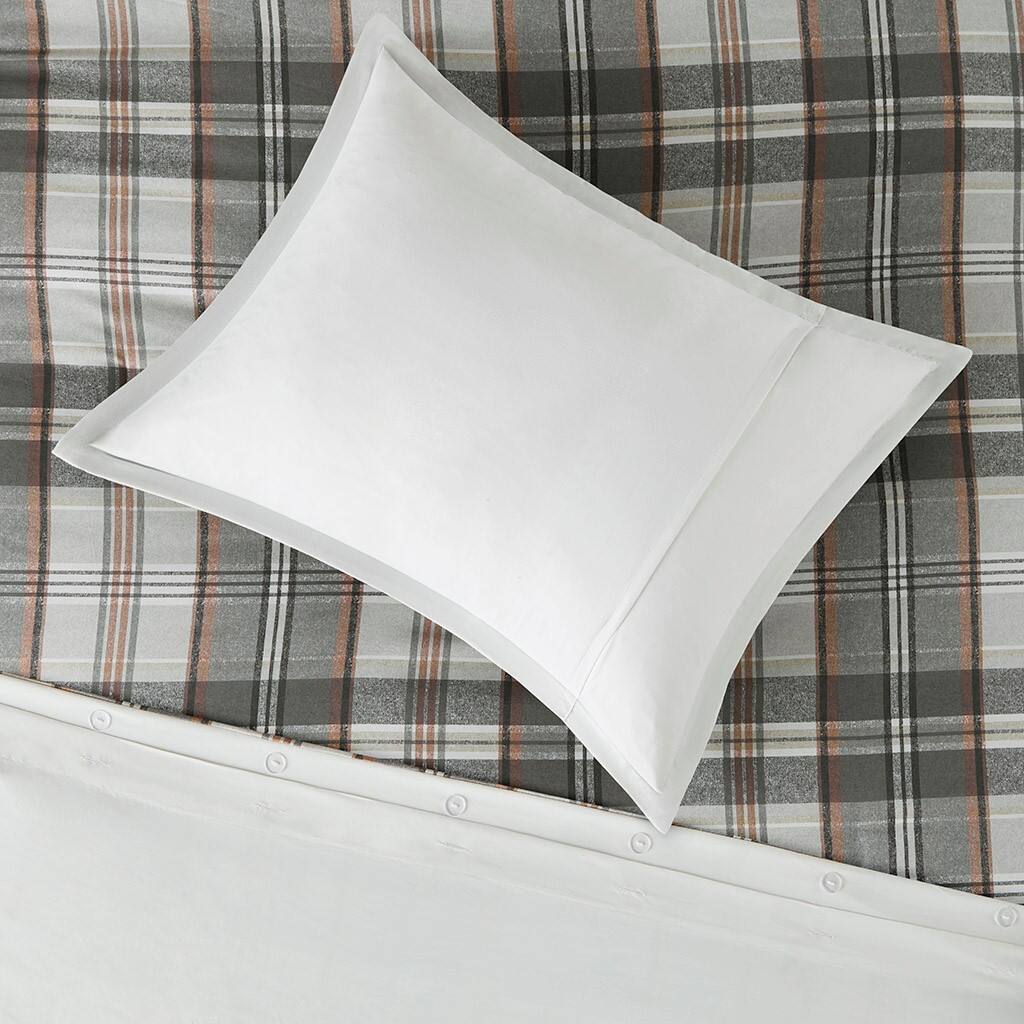 Alt View 3. Gracie Mills - Gracie Mills Simone Plaid Duvet Set - Tan/Gray.
