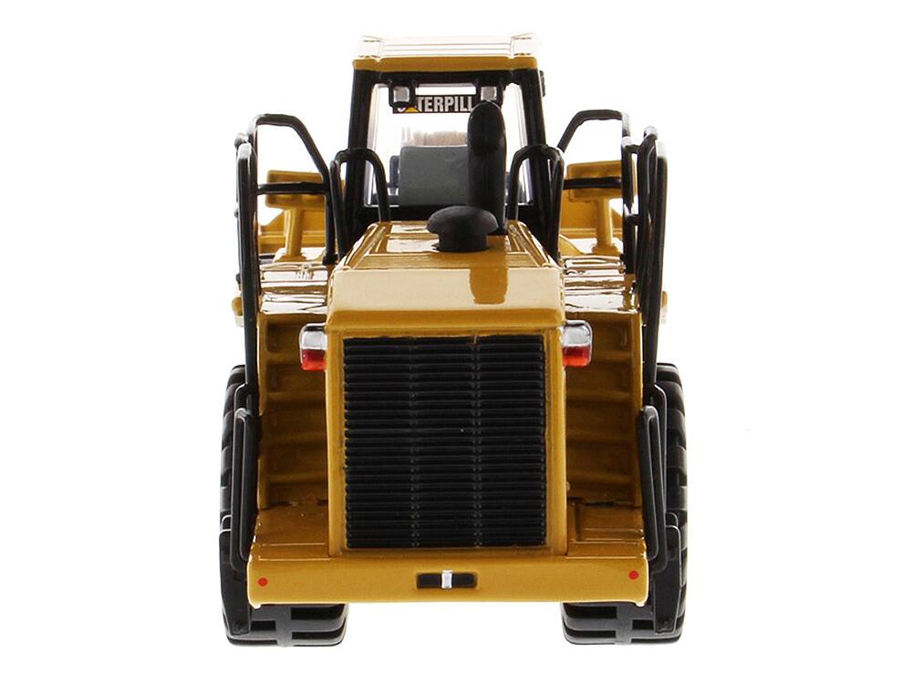 Alt View 4. Diecast Masters - CAT Caterpillar 988H Wheel Loader "Play & Collect!" 1/64 Diecast Model by Diecast Masters.