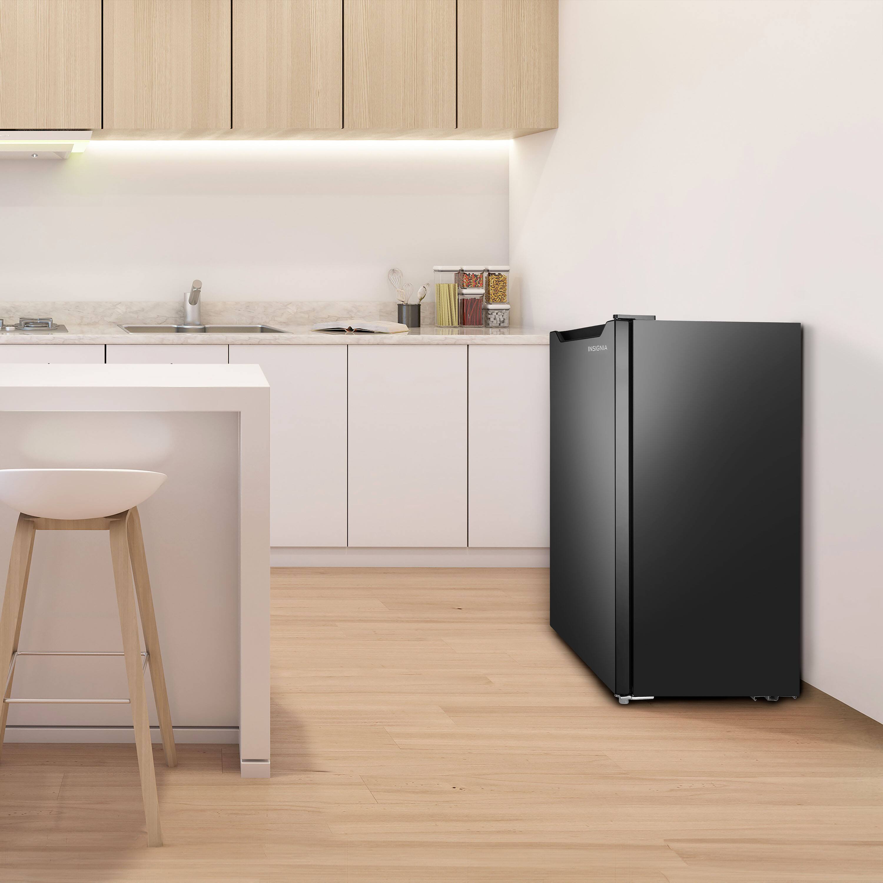 Alt View 10. Insignia™ - 4.4 Cu. Ft. Mini Fridge with Door Storage and ENERGY STAR Certification - Black.