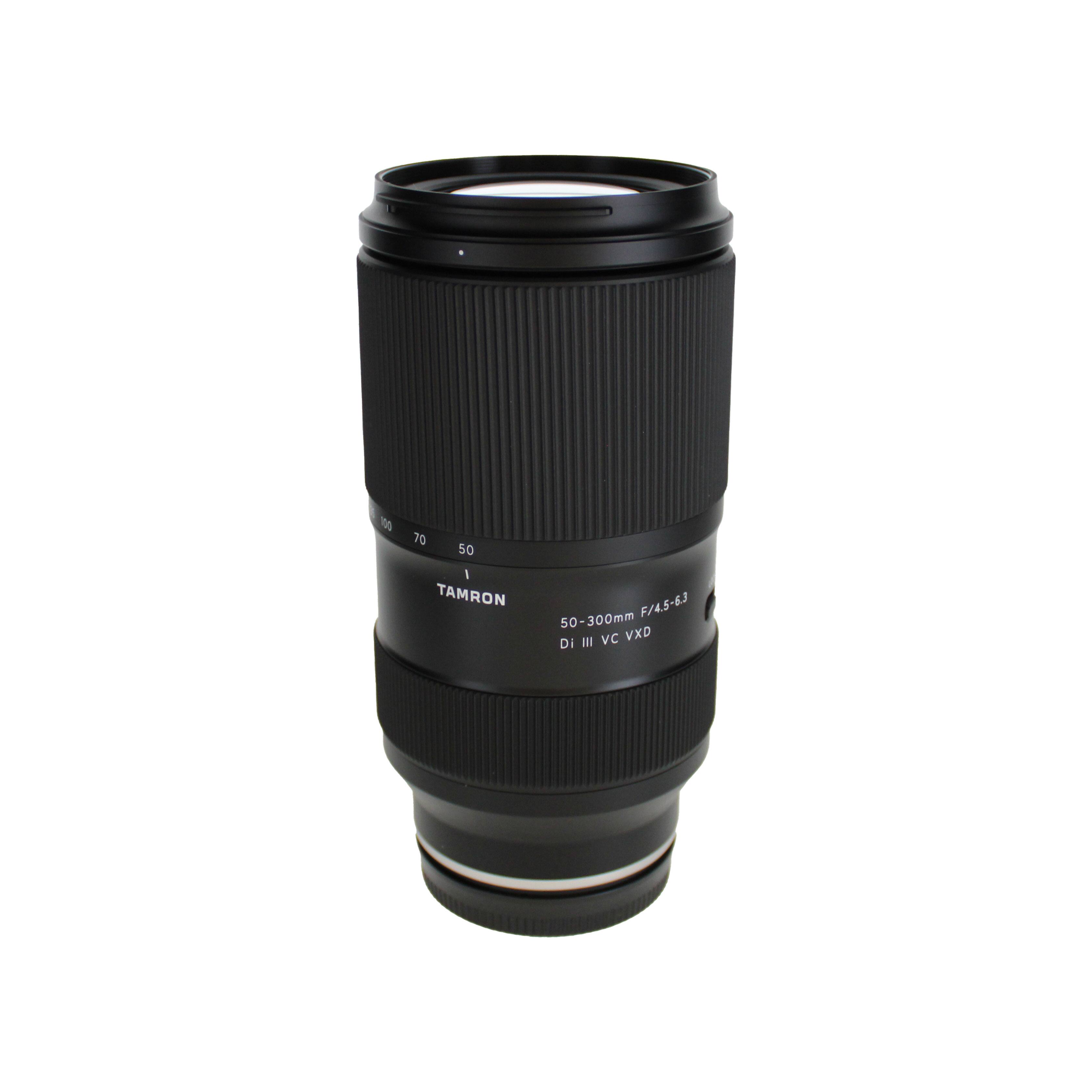 TAMRON  
50-300mm F/4.5-6.3  
Di III VC VXD  
50-300mm F/4.5-6.3