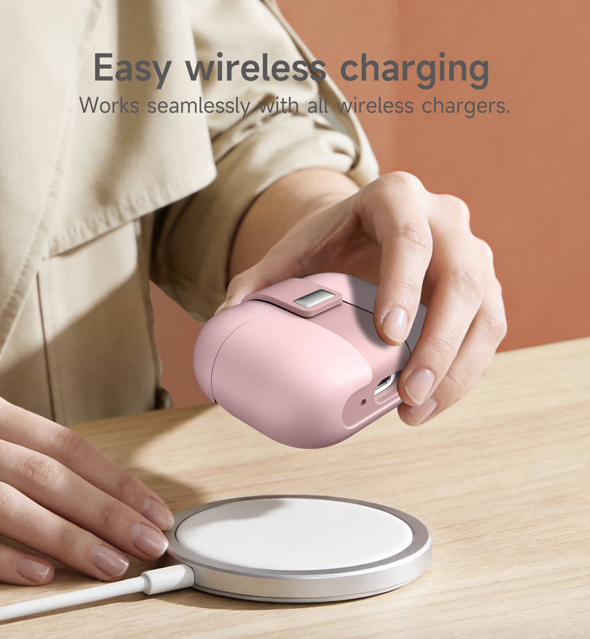 Easy wireless charging  
Works seamlessly with all wireless chargers.
