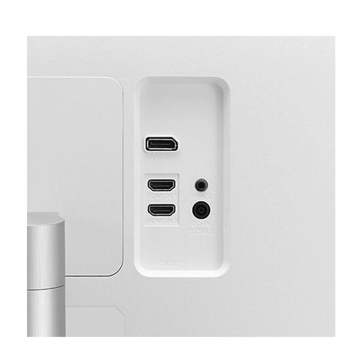 Alt View 1. LG - LG 32UN500-W 31.5" 16:9 FreeSync 4K VA Monitor + HDMI Cable and Cleaning Kit.