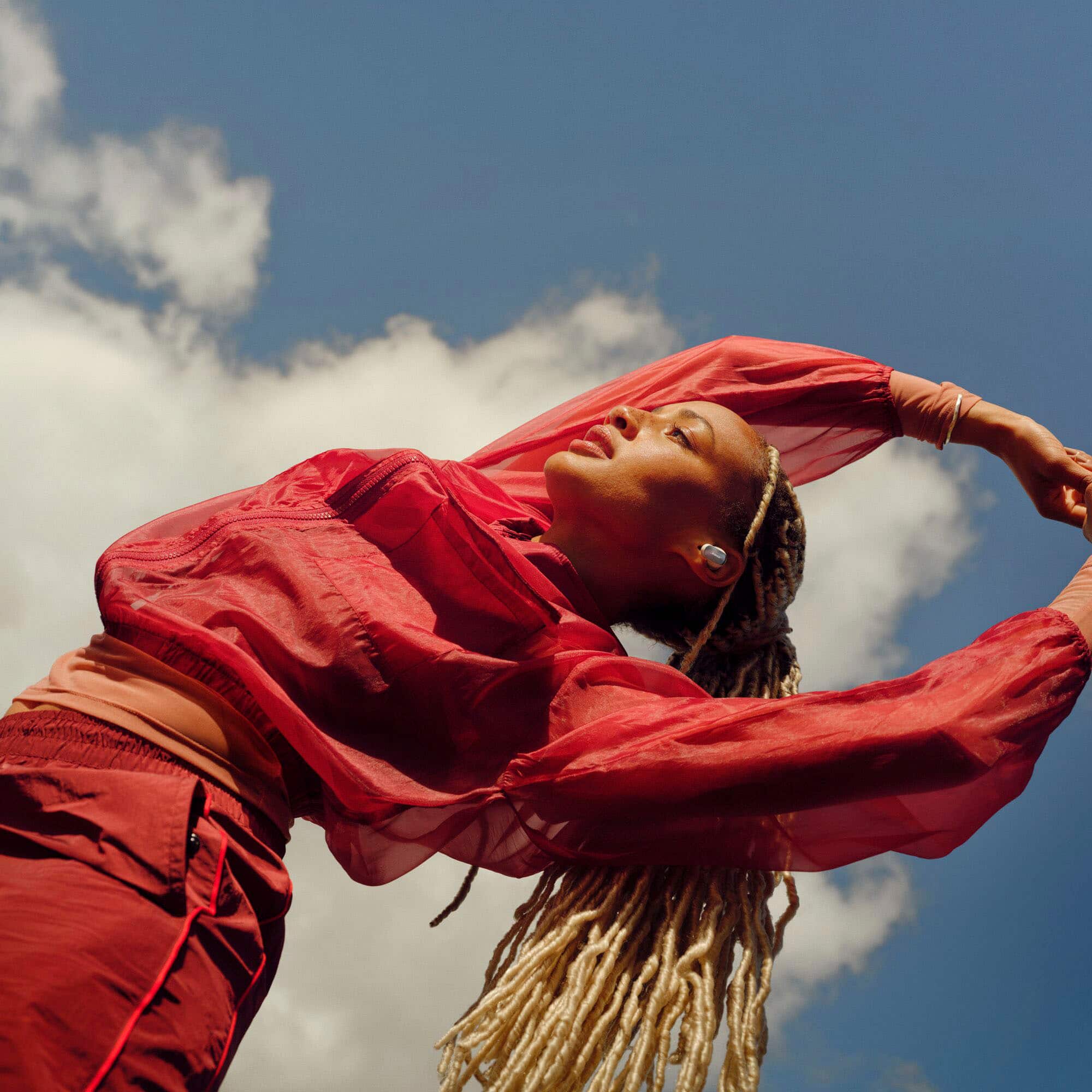 Alt View 4. Bose - QuietComfort Ultra (2nd Gen) True Wireless Noise Cancelling In-Ear Earbuds - White Smoke.