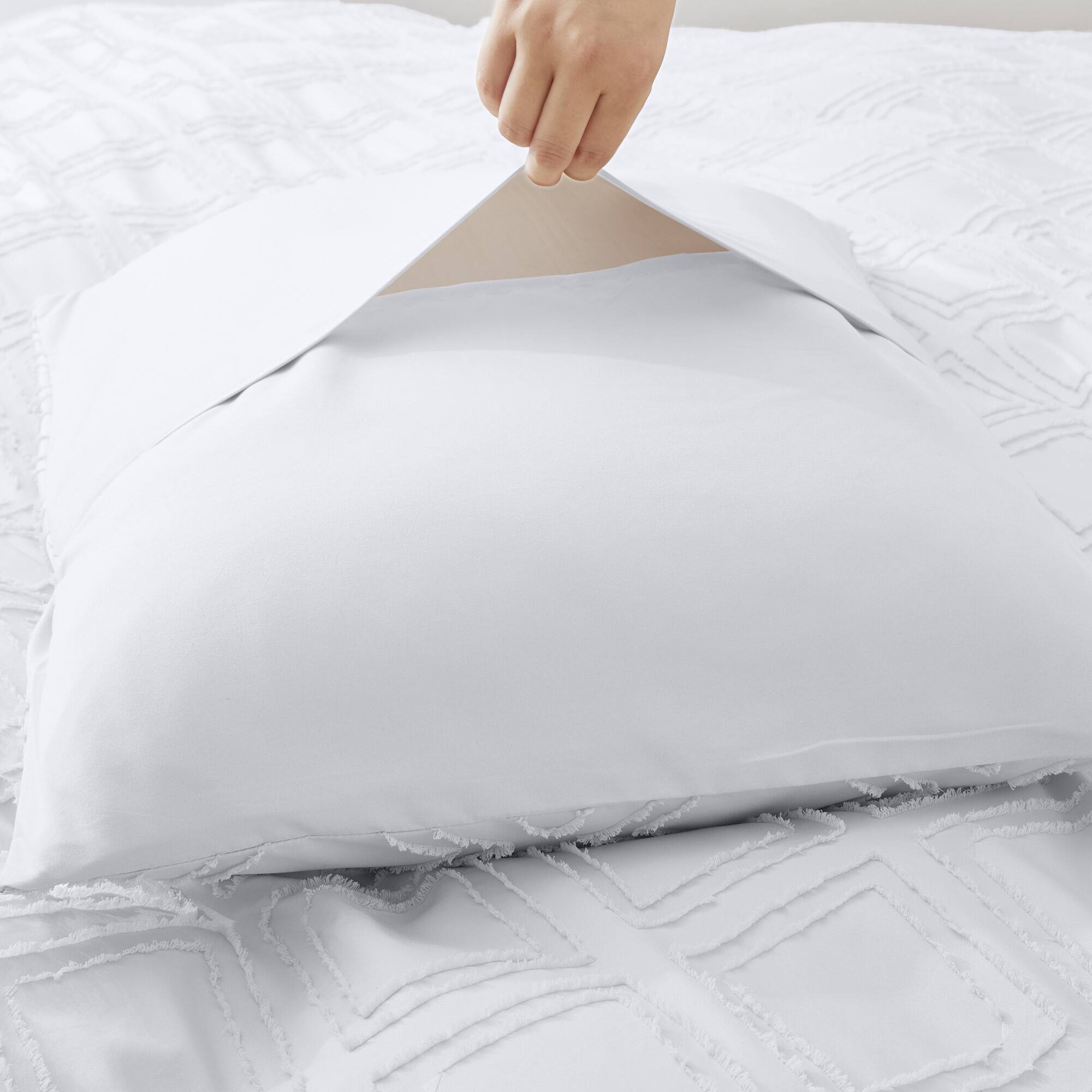 Alt View 1. Peace Nest - Peace Nest Tufted Clipped Jacquard Geometric Duvet Cover & Pillowcase Set - Square White.