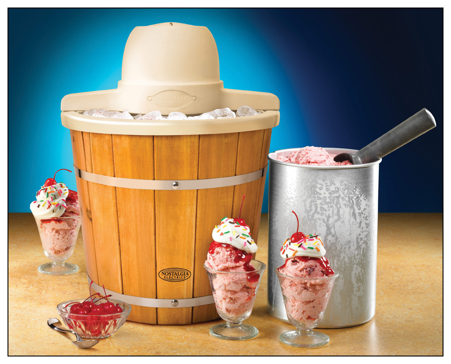 Nostalgia Electric Ice Cream Maker