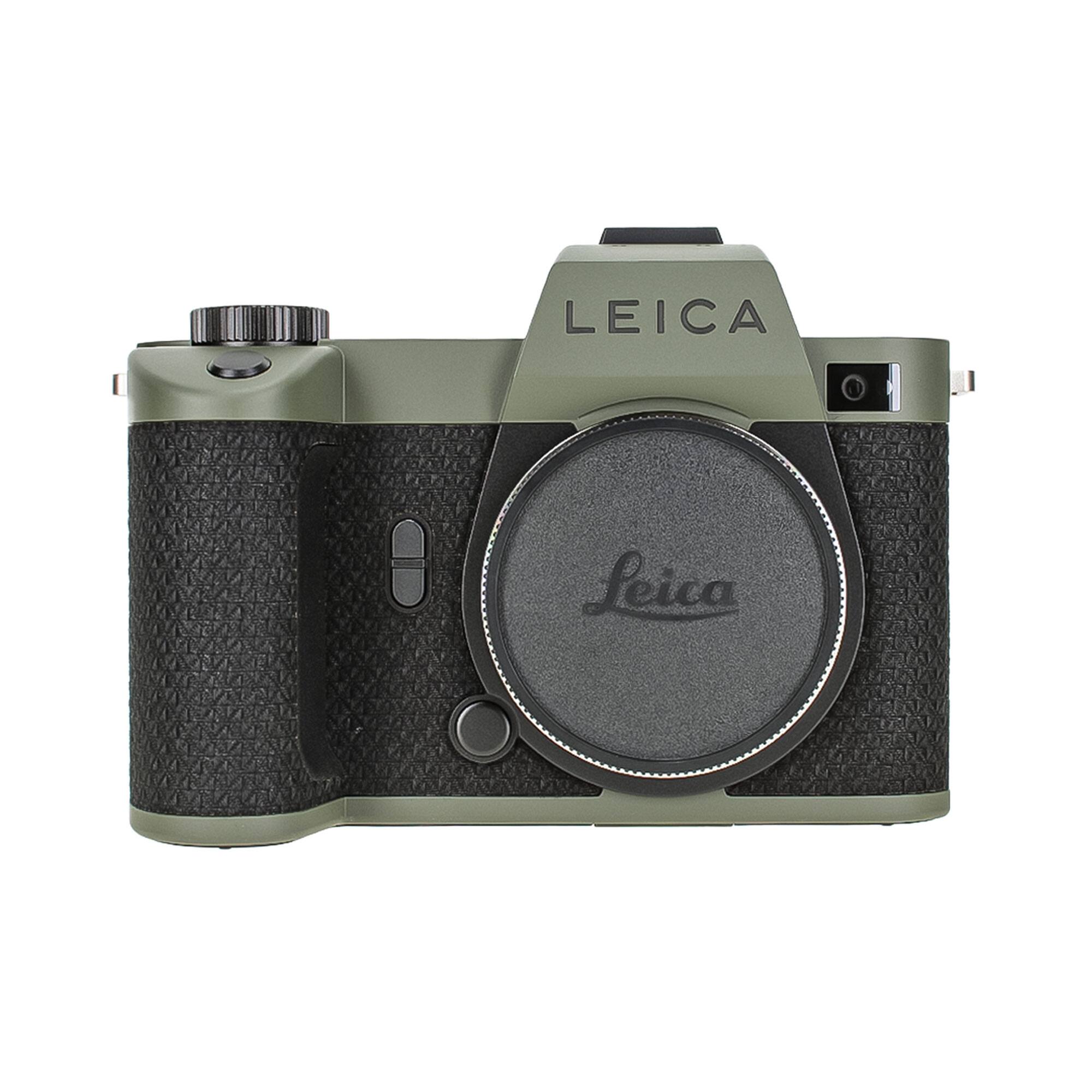 LEICA  
Leica