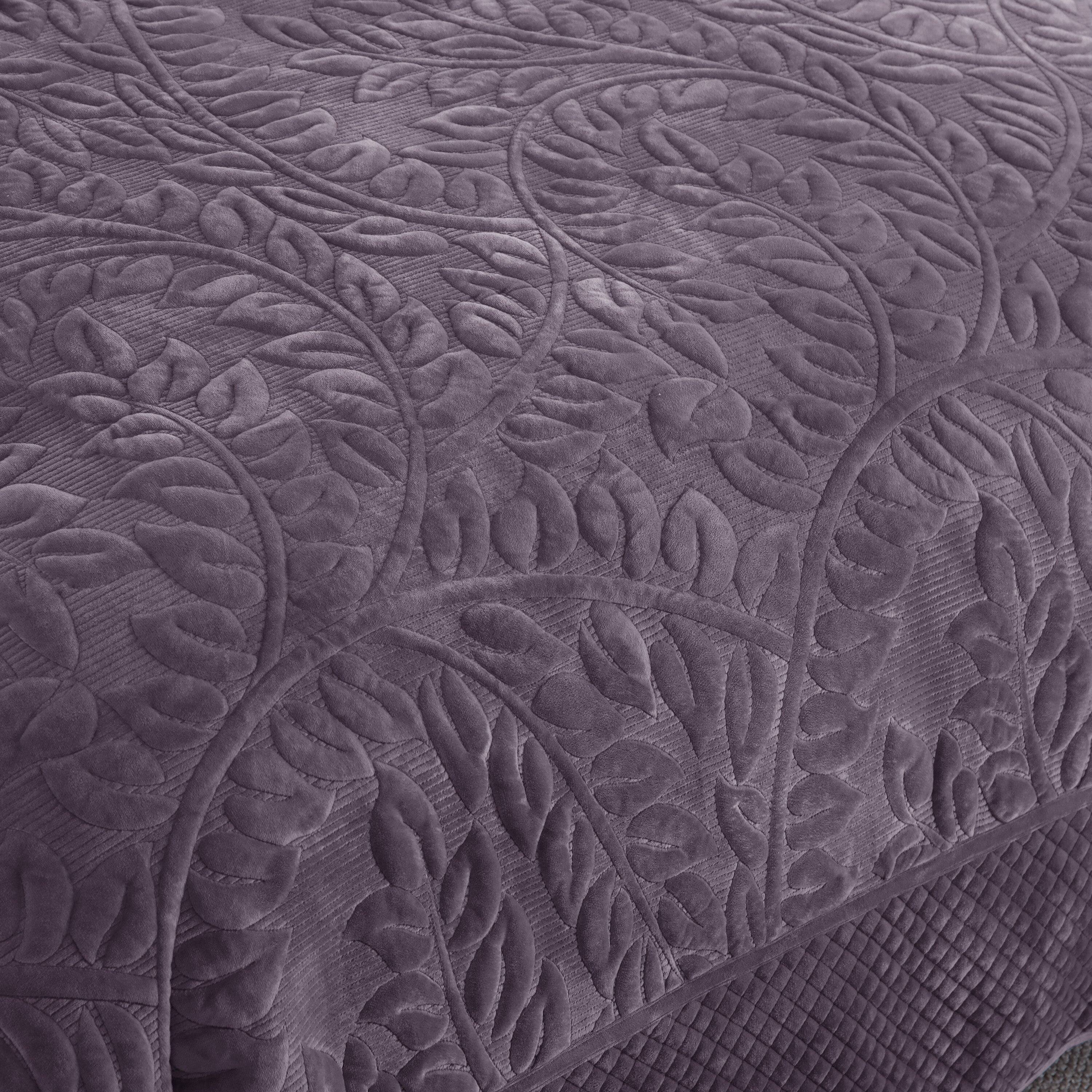 Back. MarCielo - Marcielo 3Pc Luxury Velvet Oversized Embroidery Soft and Plush Quilt Set - Purple.