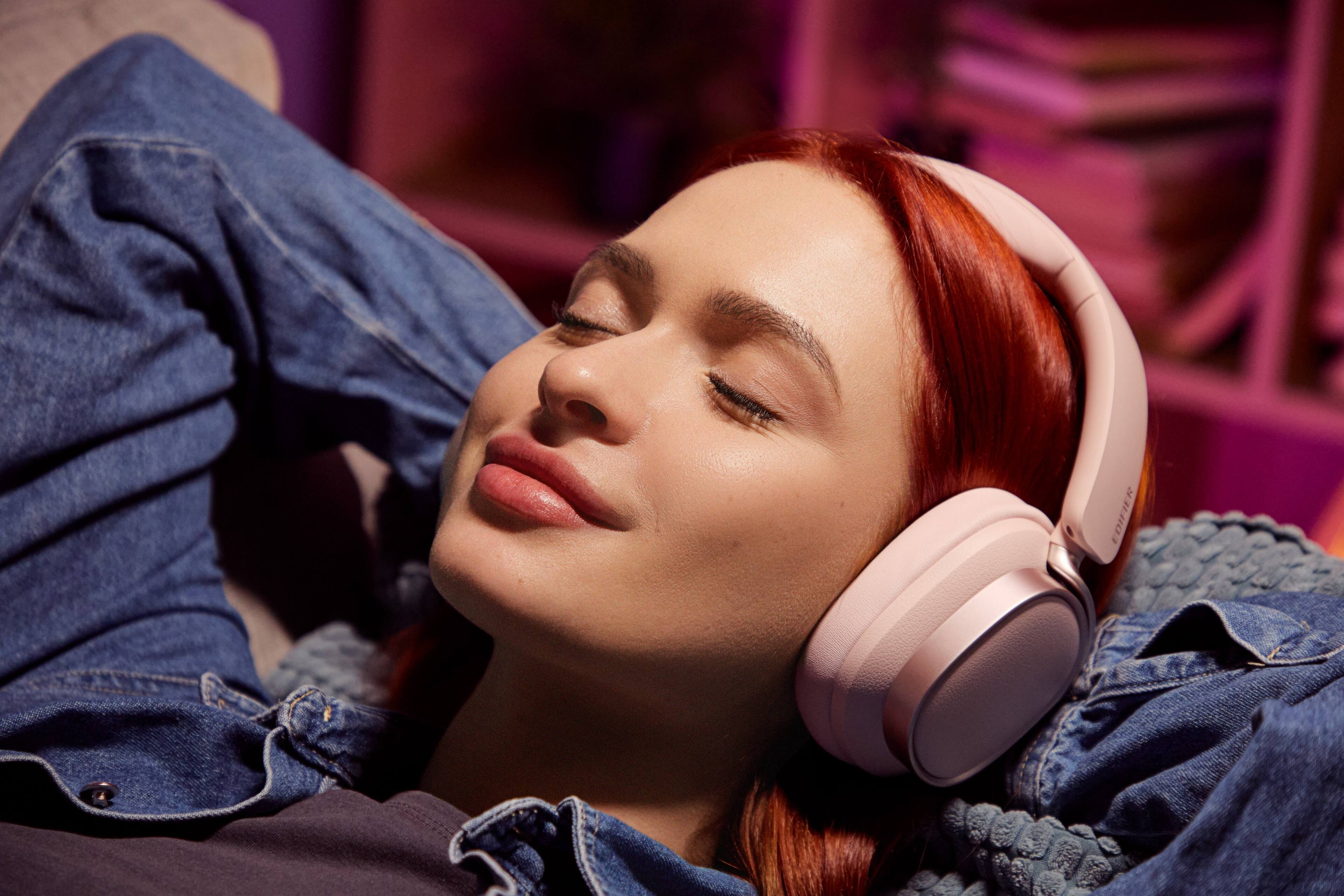 Left. Edifier - ES850NB Active Noise Cancelling Headphones - Pink.