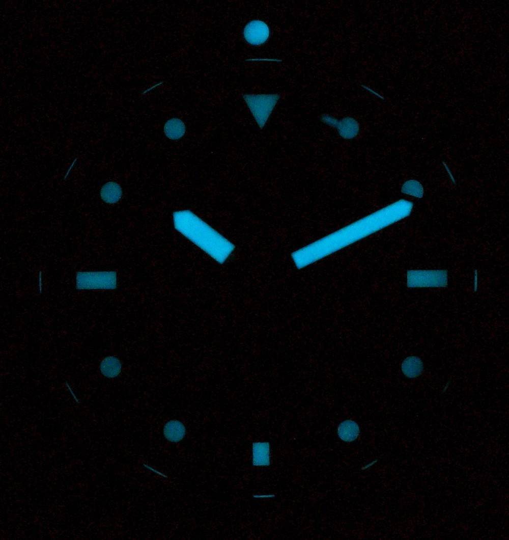 Angle. Tissot - T-Sport Seastar 1000 Powermatic 80 Diver's Automatic T120.407.11.091.01 T1204071109101 300M Men's Watch - Green.