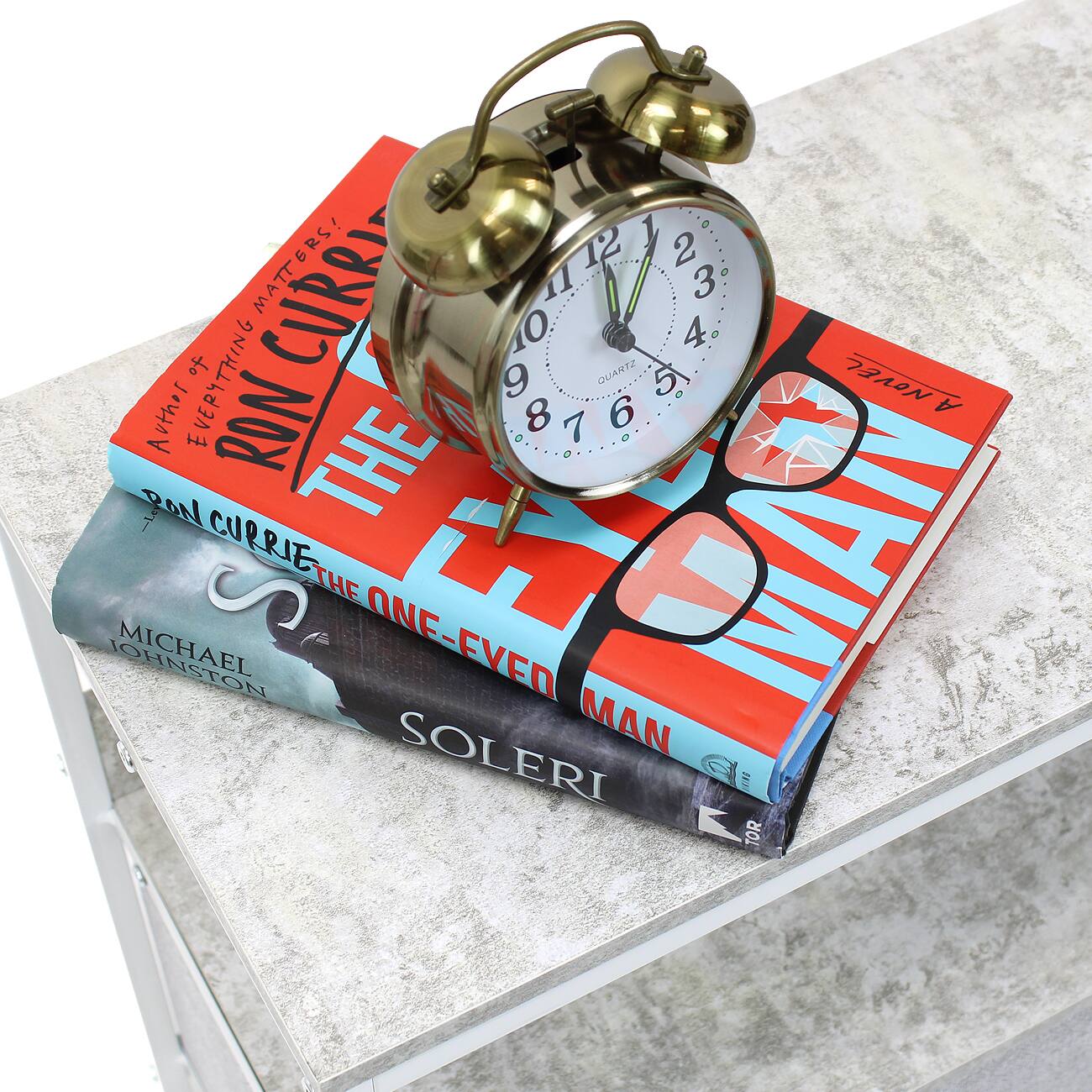 12 1 2 MATTERS! CURRI 11 I 3 10 4 9 STRAUO 5 NOVEL Author EVERYTHING RON D 8 7 6 e O A D RON CUPRIE THE FY MICHAEL S THE ONE-EVEN SOLERI AN MAN W TOR

Corrected text from the image:

- Author of Everything Matters! Ron Currie
- The One-Even Man
- Michael Johnston
- Soleri