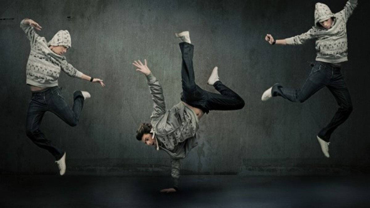 Alt View 7. Canon - EOS C50  7K Video Mirrorless Cinema Camera (Body Only) - Black.