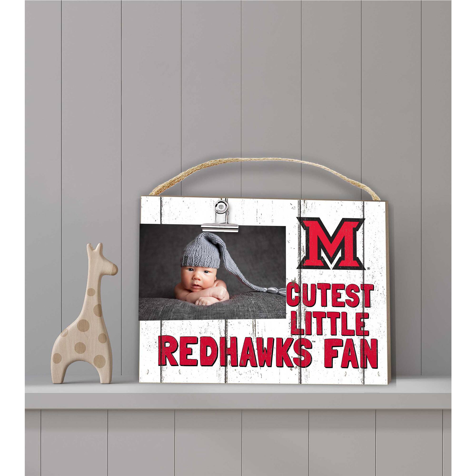 M  
CUTEST LITTLE REDHAWKS FAN