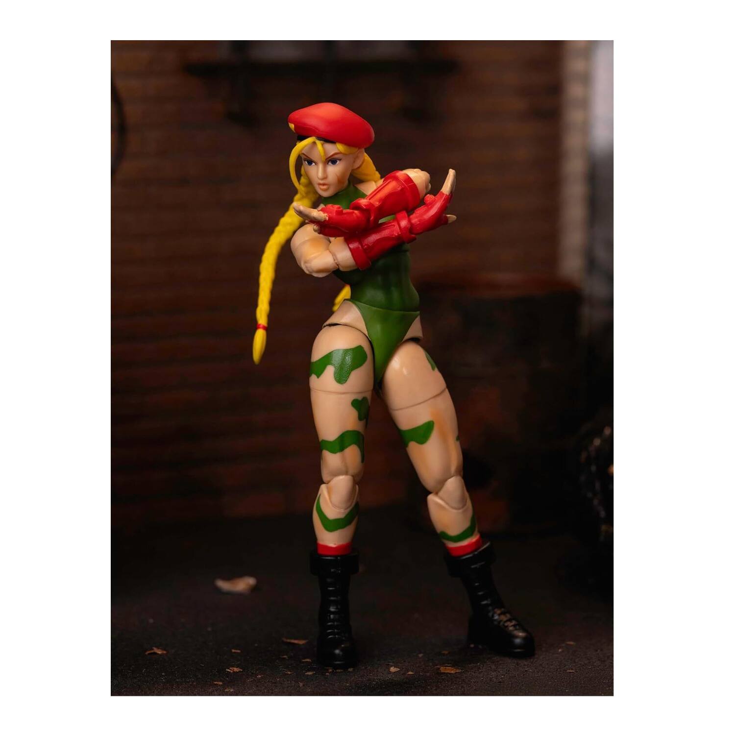 Left. Jada Toys - Jada Toys Ultra Street Fighter II Cammy 6-Inch Action Figure.
