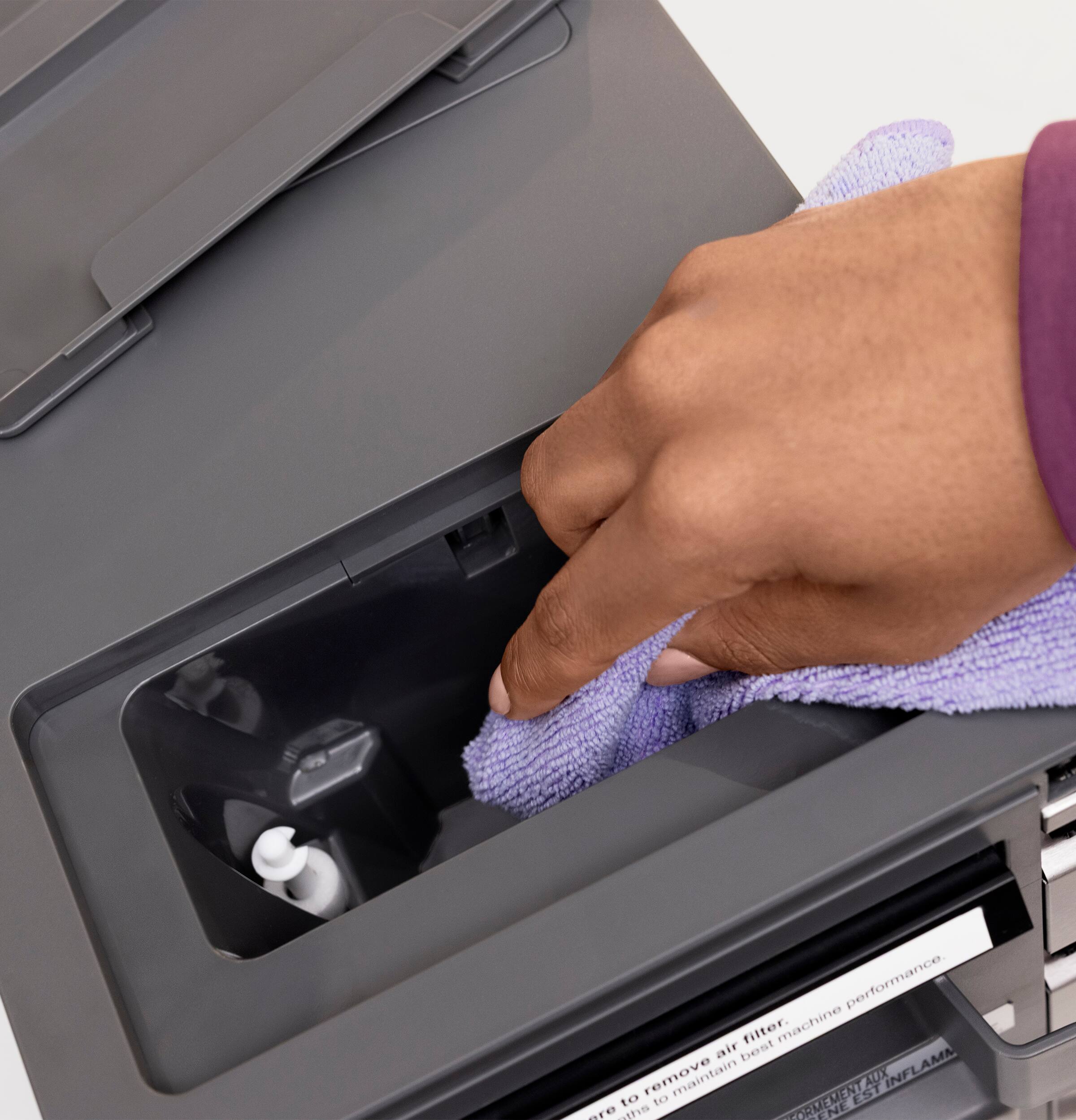 To maintain best machine performance, remove air filter.