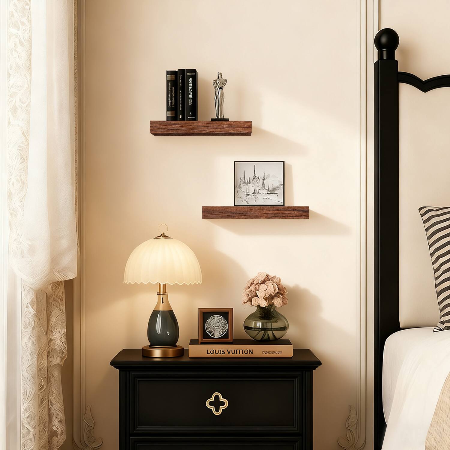 | I | : i | : AWS 0 LOUIS VUITTON I +