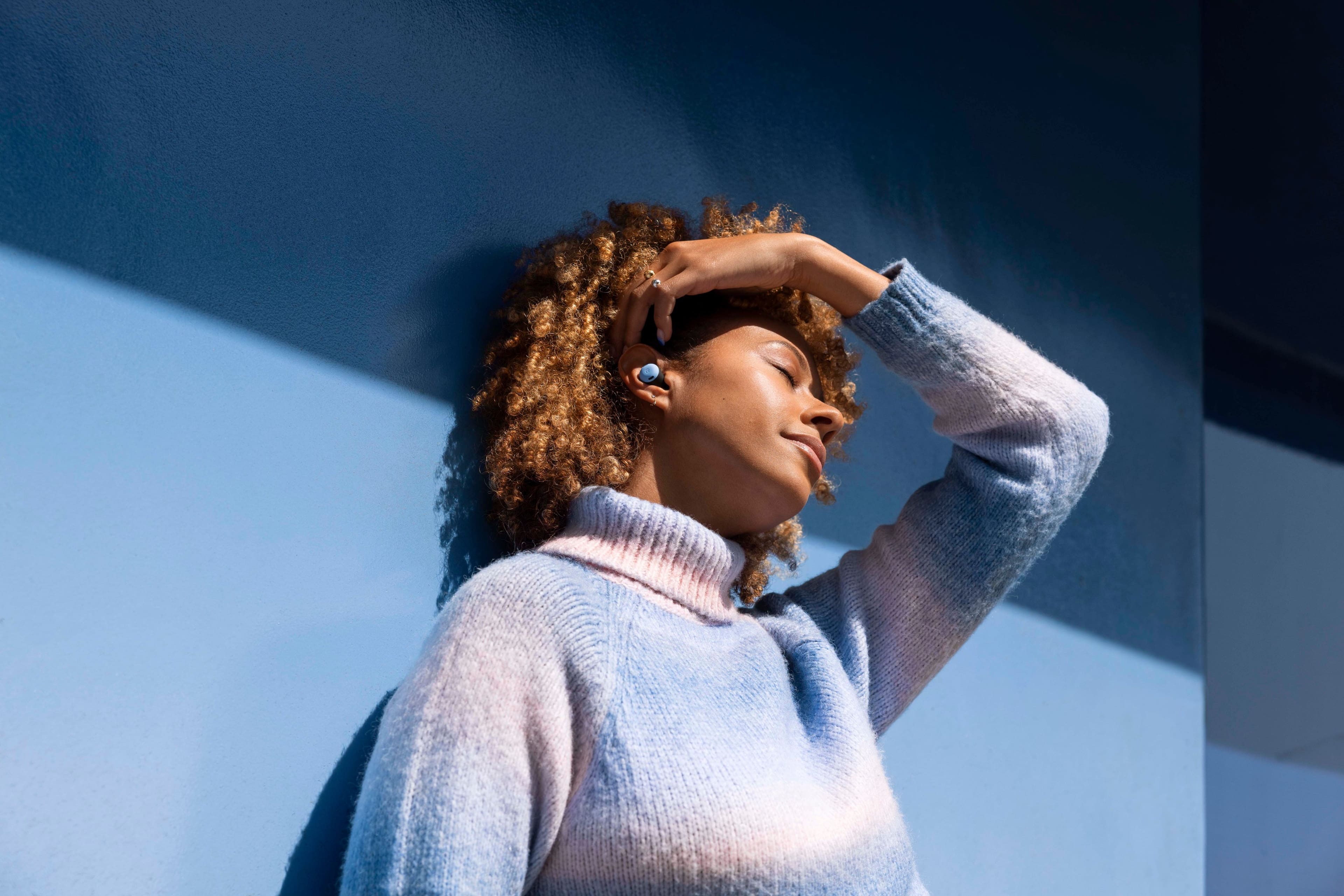 Alt View 16. Google - Geek Squad Certified Refurbished Pixel Buds Pro True Wireless Noise Cancelling Earbuds - Bay.