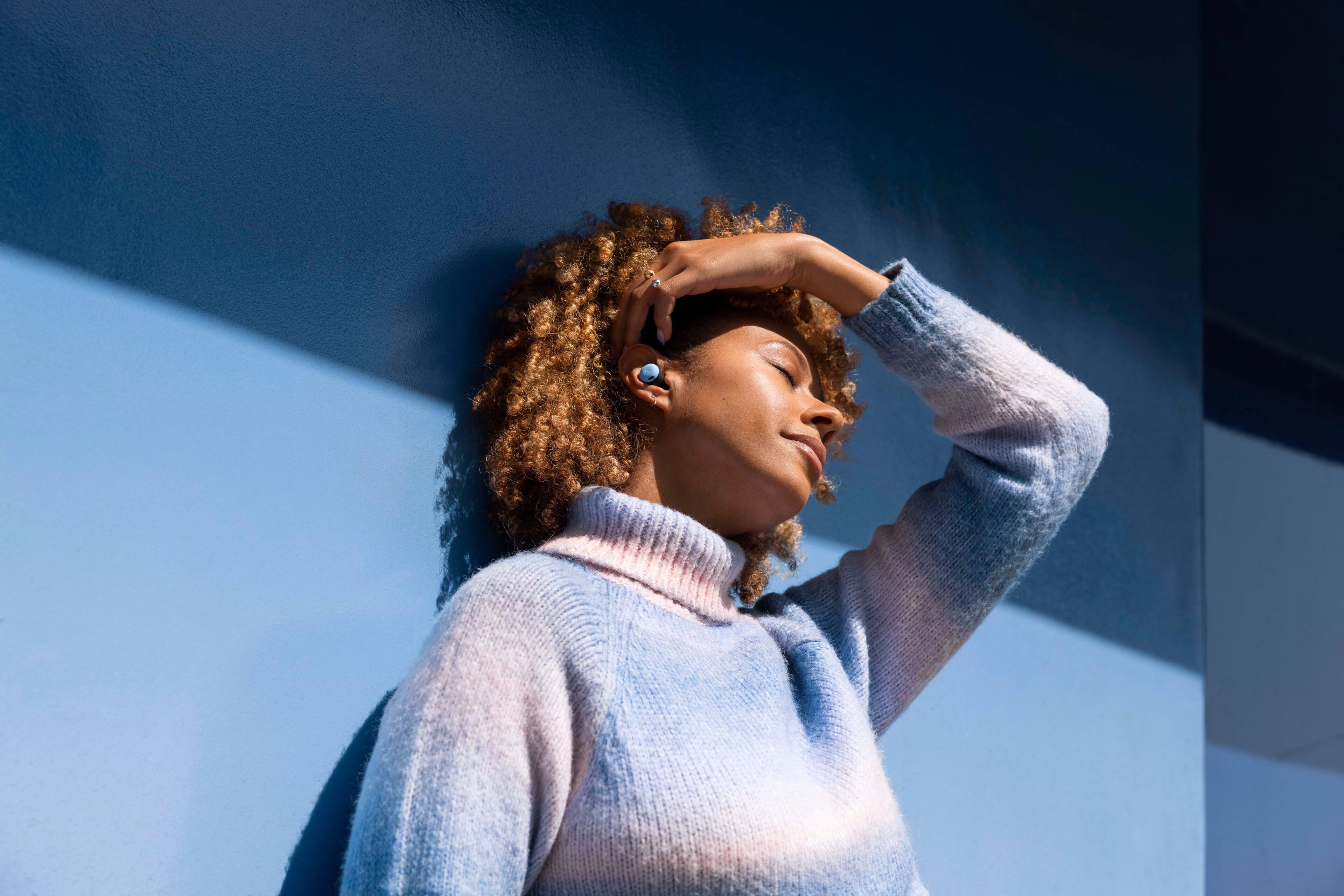 Alt View 16. Google - Geek Squad Certified Refurbished Pixel Buds Pro True Wireless Noise Cancelling Earbuds - Bay.