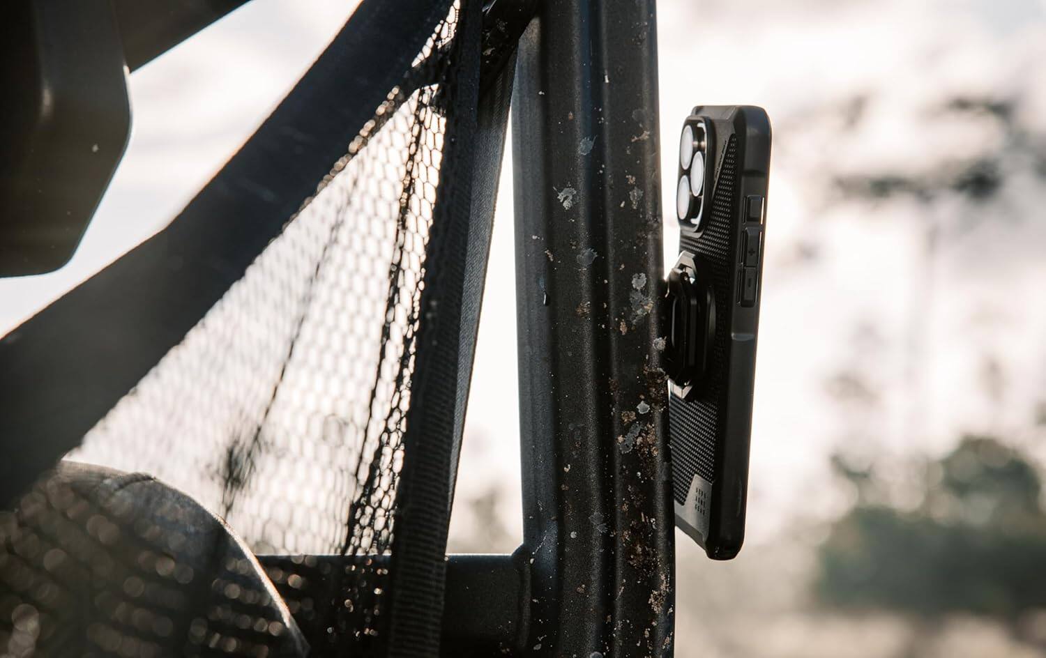 Left. UAG - UAG Magnetic Ring Stand Monarch Mag2 w/Built-in Bottle Opener - Ultra-Strong Double Magnet MagSafe Compatible - GUNMETAL - Gunmetal.