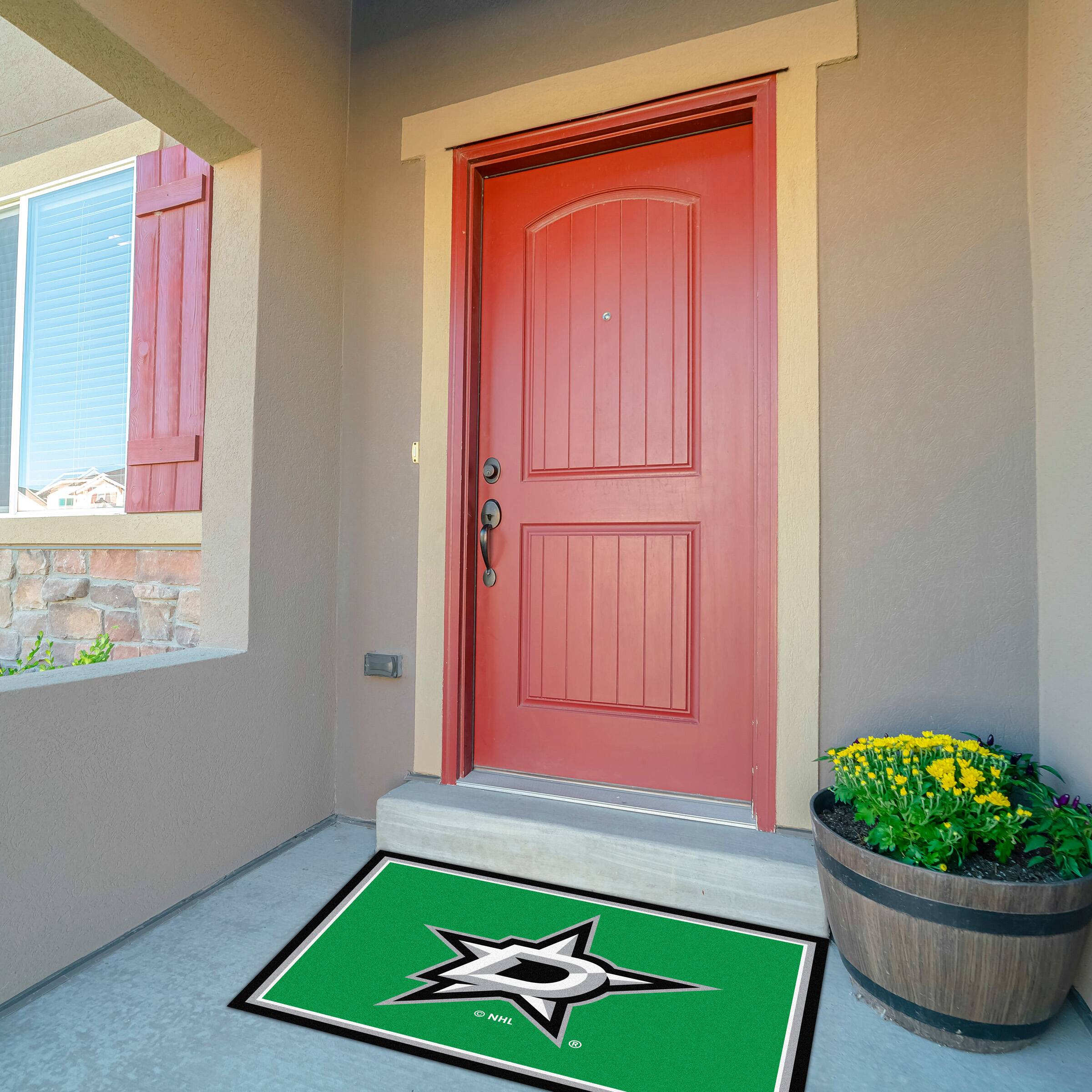 Alt View 3. Imperial - Dallas Stars 2'8" x 3'10" Area Rug - Multicolor.