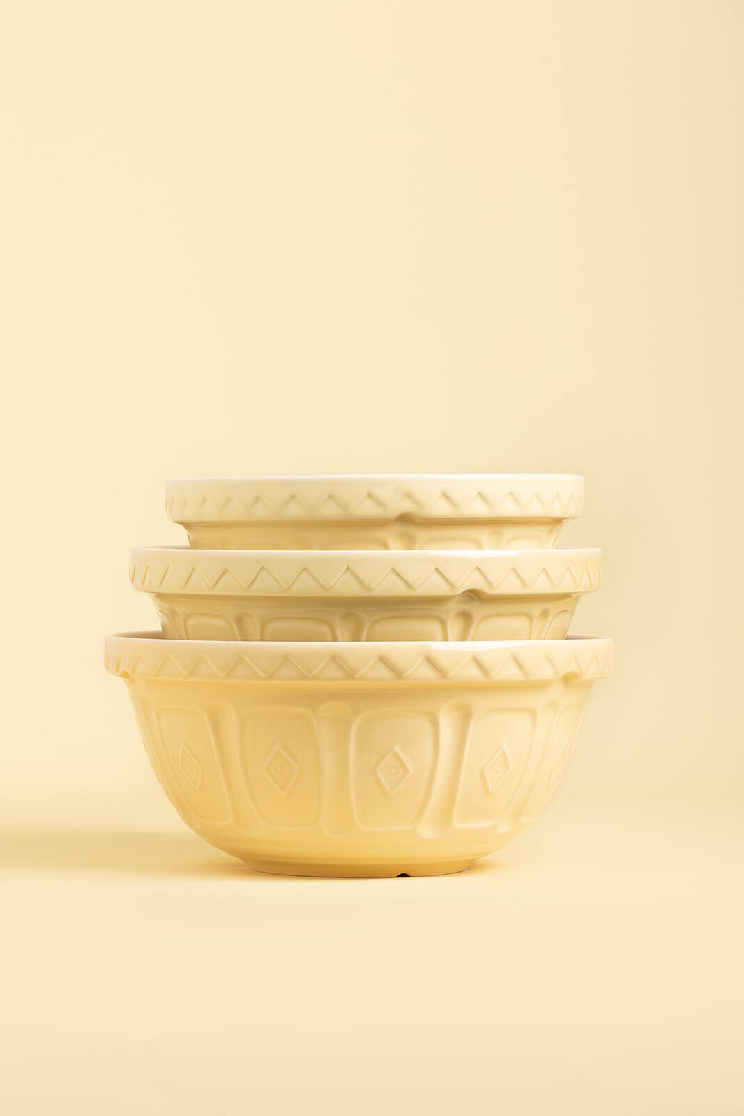 Alt View 4. Mason Cash - Color Mix Yellow Size 24 Mixing Bowl, 2.15 Quart - Yellow.