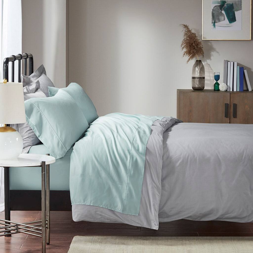 Alt View 1. Gracie Mills - Gracie Mills Reeve 1500 Thread Count 4-Piece Sheet Set - Seafoam.