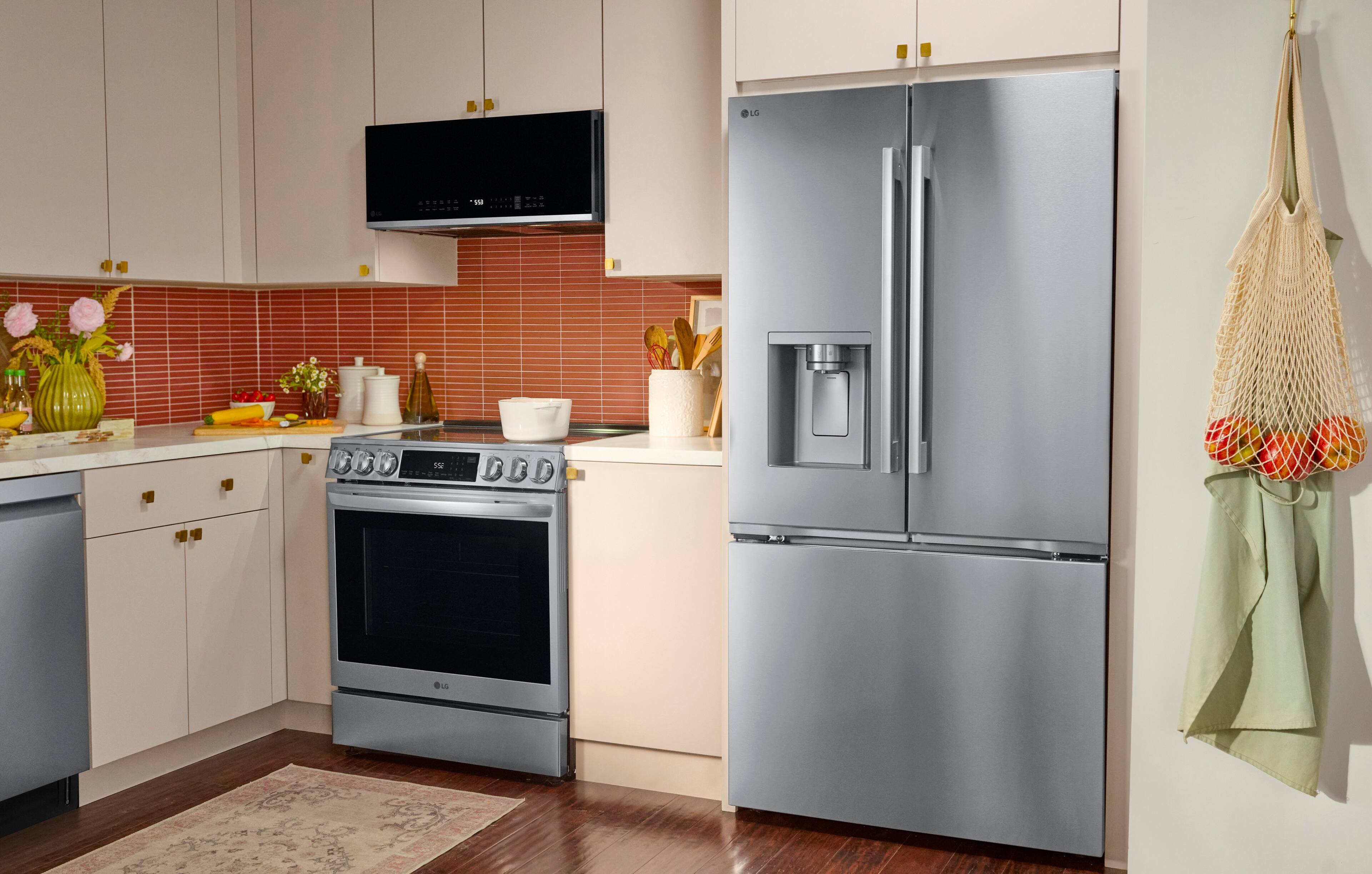Alt View 28. LG - 36-in Wide 23.7 Cu. Ft. French Door Counter-Depth MAX Smart Refrigerator with Zero Clearance Hinge System and Thin Door - PrintProof Stainless Steel.